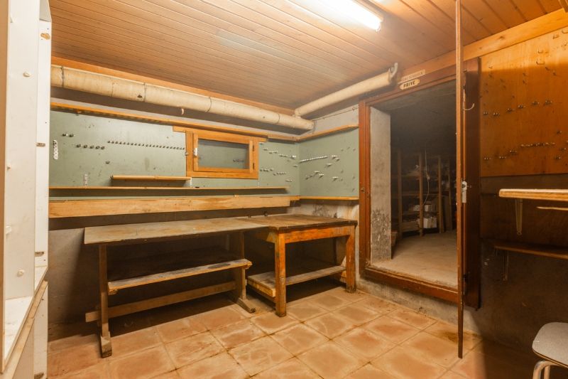 Rodenburg: Te renoveren alleenstaande wonig met 3 slaapkamers en dubbele garage op 558m² (elekrische keuring zonder inbreuken). foto 9