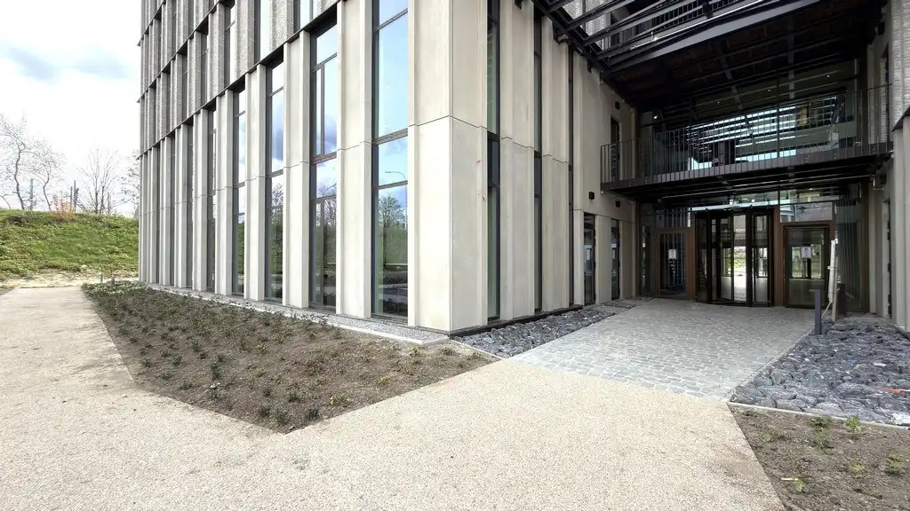 Nieuwbouw kantoren te huur in gebouw Innovation te Mechelen foto 2