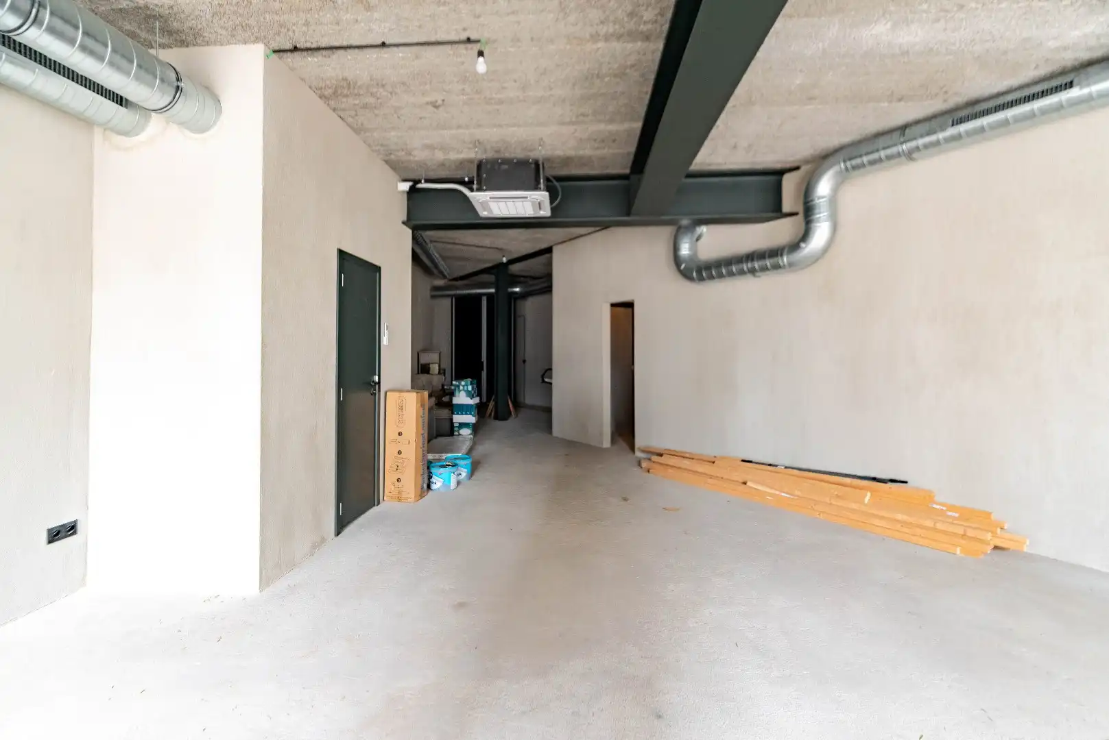 Bredastraat 77 - Commerciële Ruimte met Stadstuin foto 4