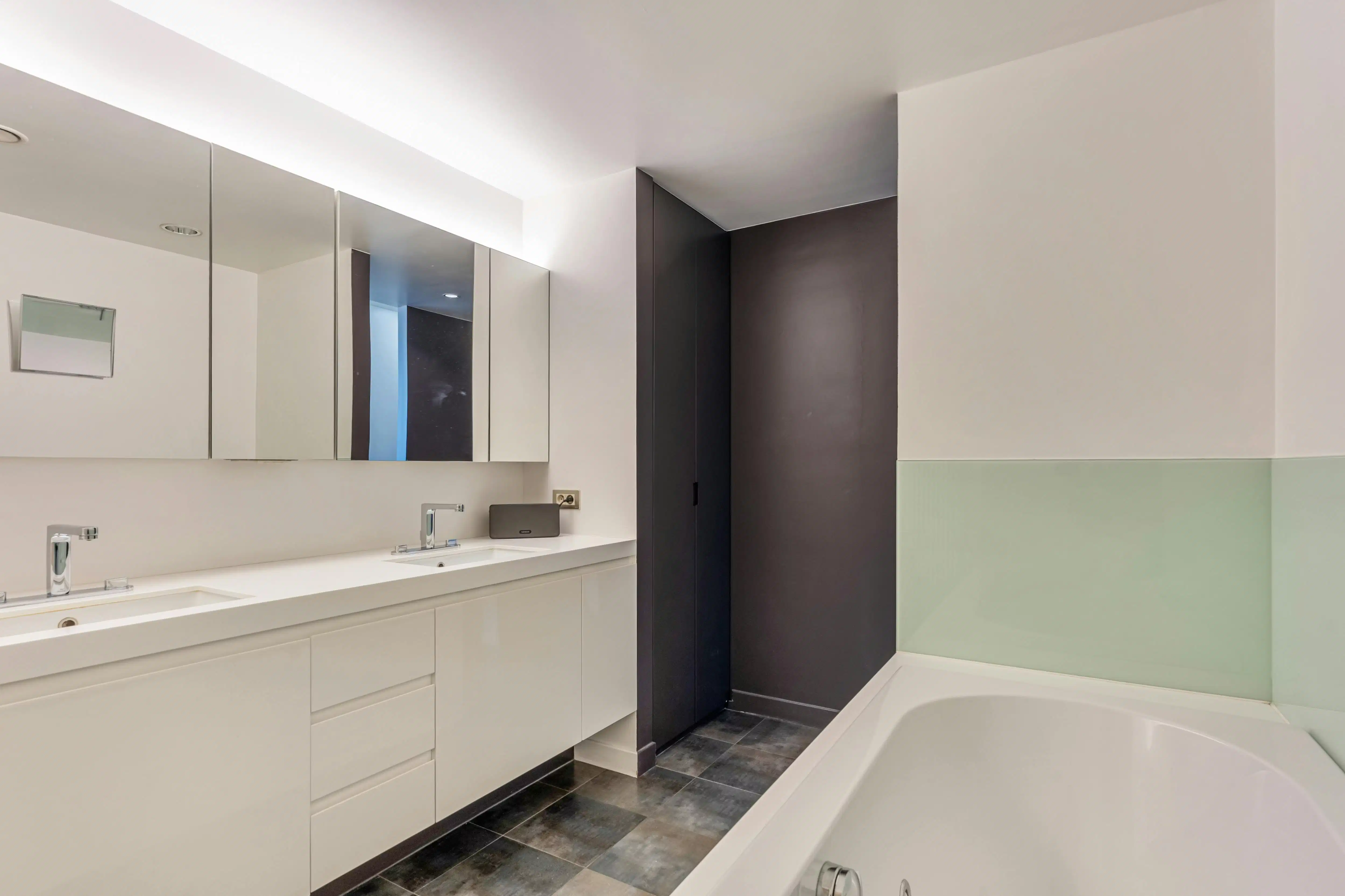  Exclusief hoekappartement aan het water met ruim zonneterras foto 25