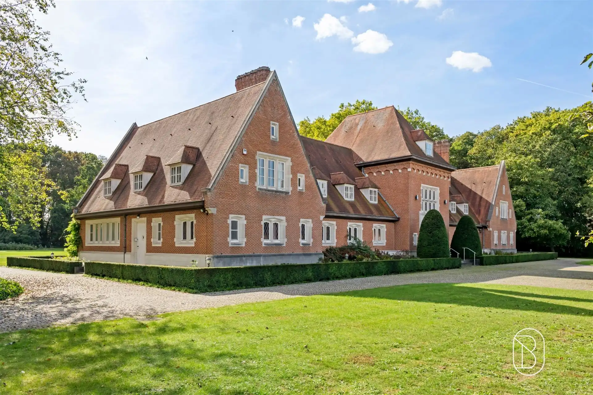 Exclusief landgoed op 6 ha te Deerlijk foto 10
