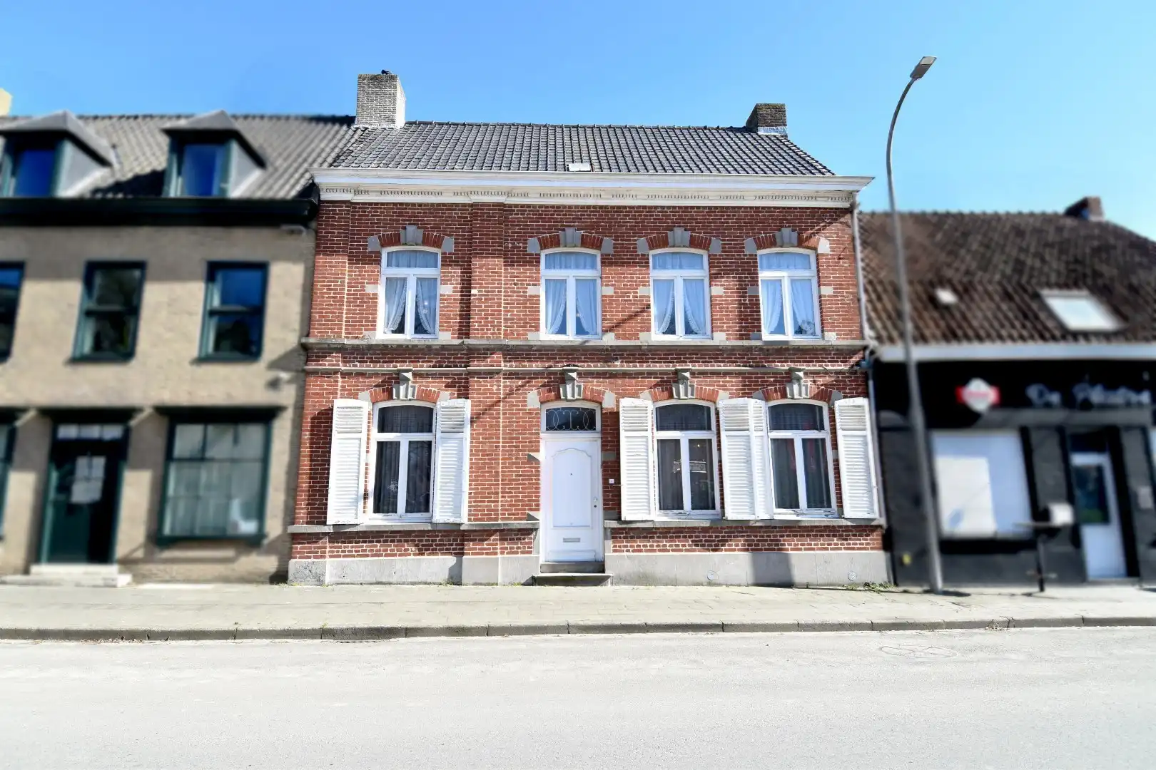 Karaktervolle burgerwoning met 3 slaapkamers, 2 garages (met uitweg) en zonnige tuin te koop in Rollegem-centrum foto 20