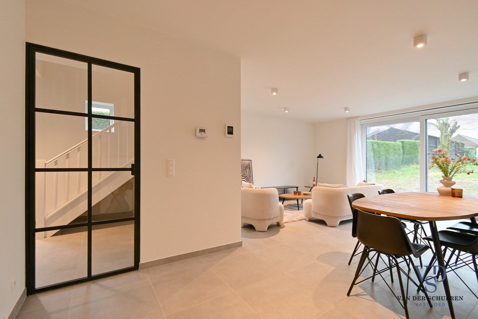 Uitzonderlijke BEN-woning nabij Tiegembos. foto 6
