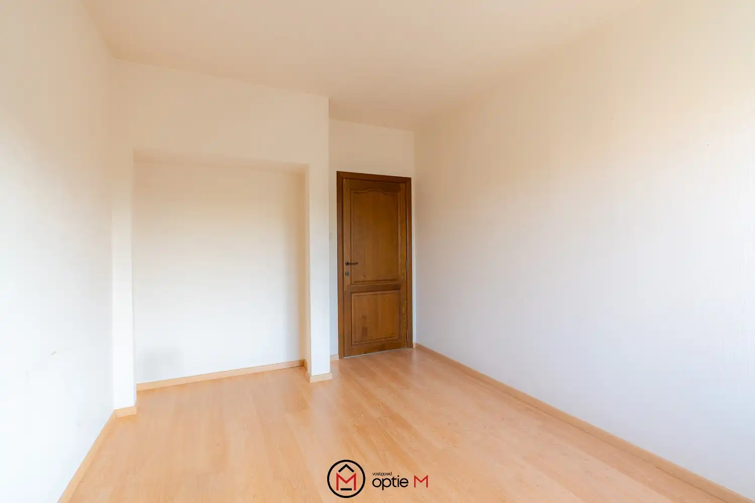 Instapklaar appartement met 2 slaapkamers en garage op toplocatie in Hasselt foto 12