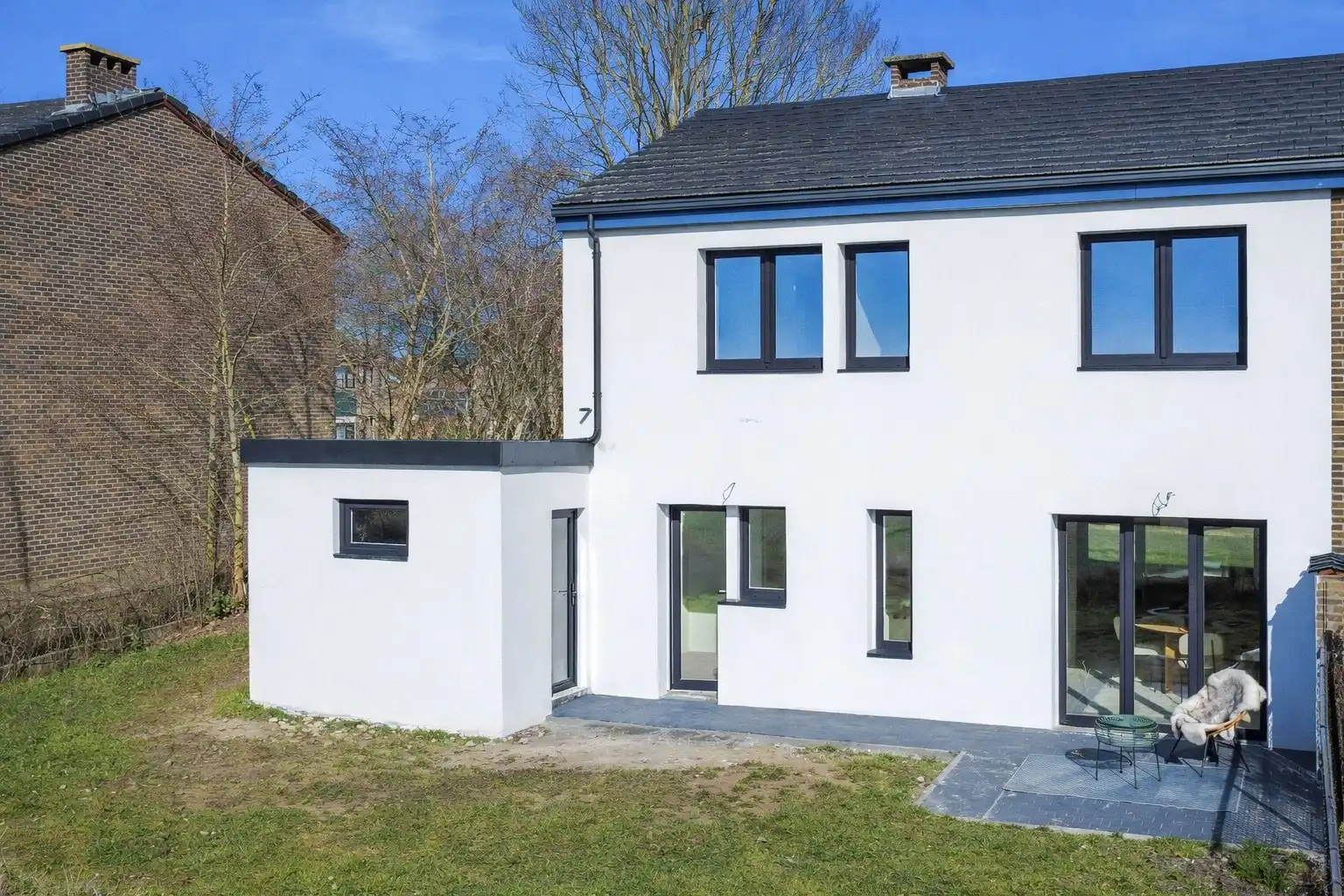 VOLLEDIG VERNIEUWDBOUWDE WONING 3 SLP+BUREAU! foto 6