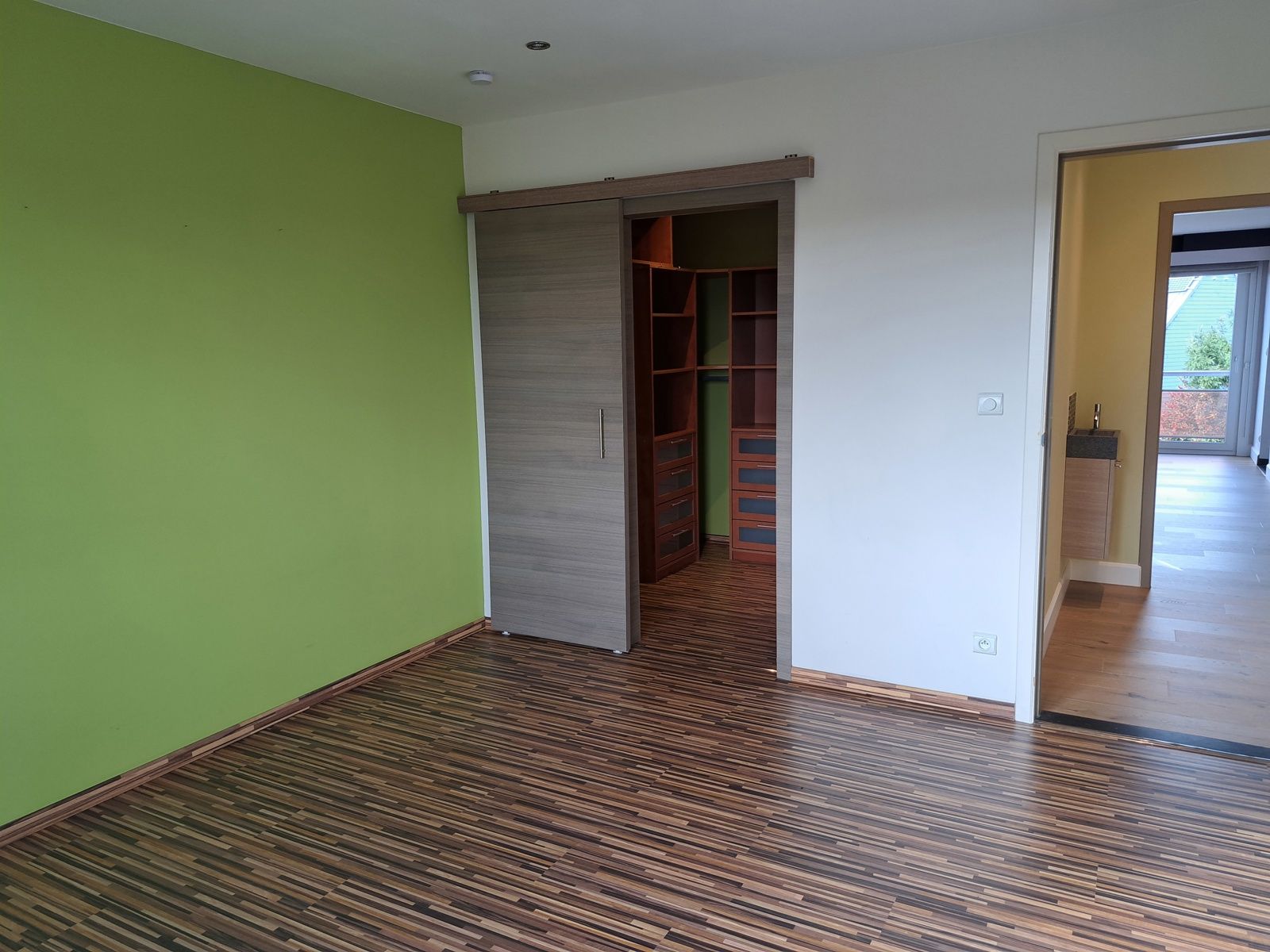 Appartement te huur foto 11