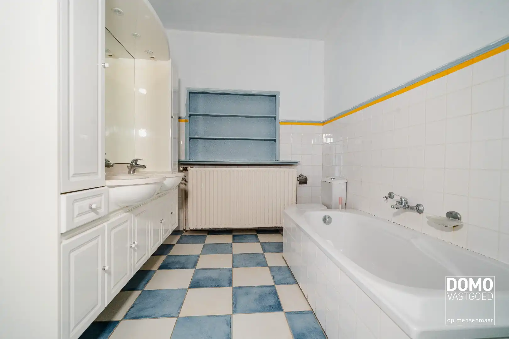 Open bebouwing met verkaveling mogelijkheden. Optioneel naastliggend perceel hooiland van 60a10ca bij aan te kopen. foto 14