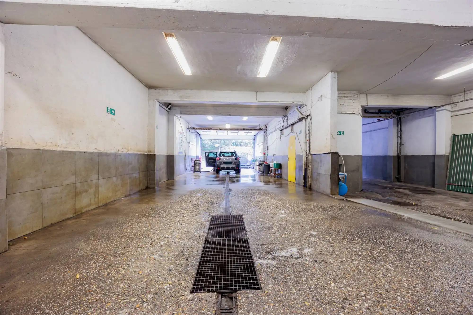 Opbrengsteigendom - comm. glvl met 4 appartementen foto 5