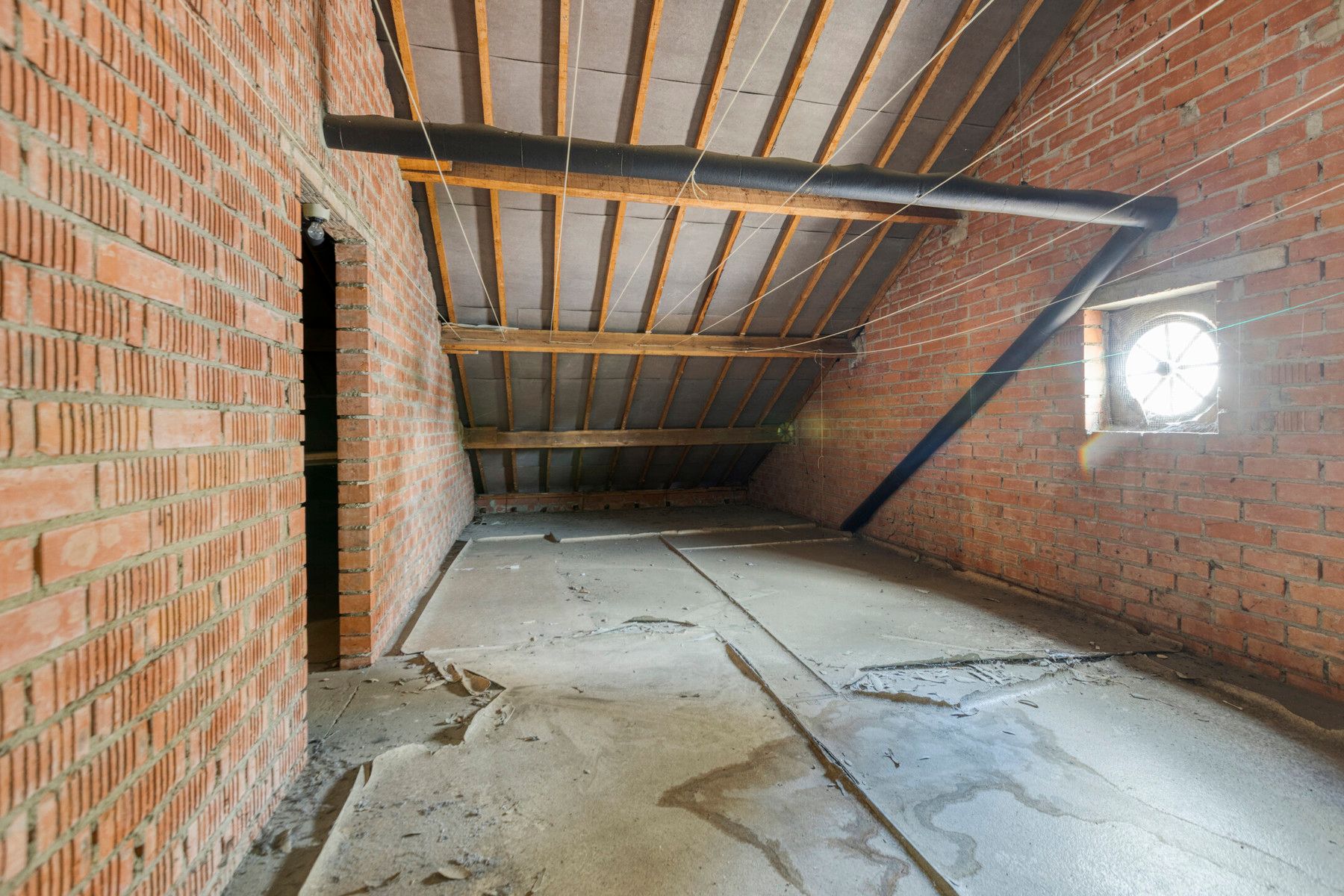 Te renoveren woning foto 28