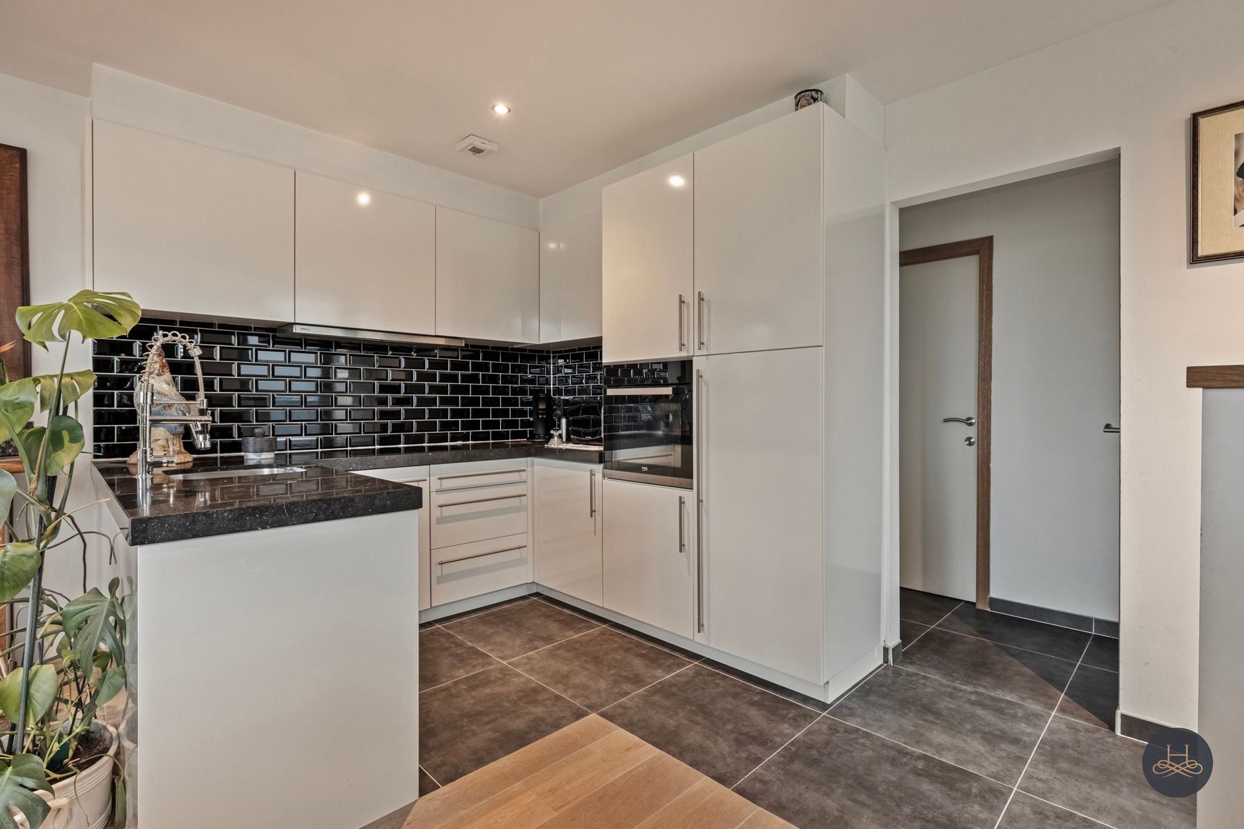 Luxueuze ruime BEN-woning met handelspand en appartement foto 50