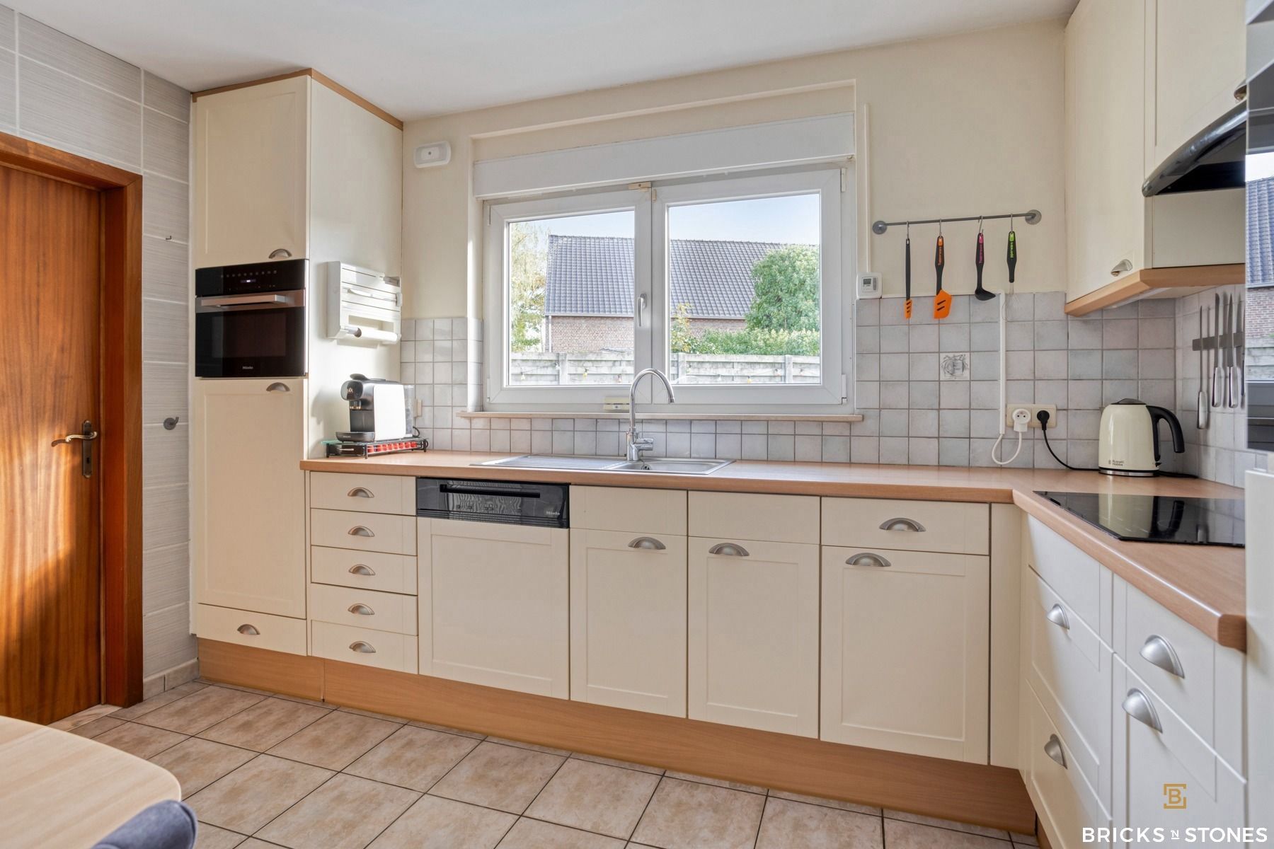 Gezellige, verzorgde gezinswoning met zwembad in Boortmeerbeek foto 10