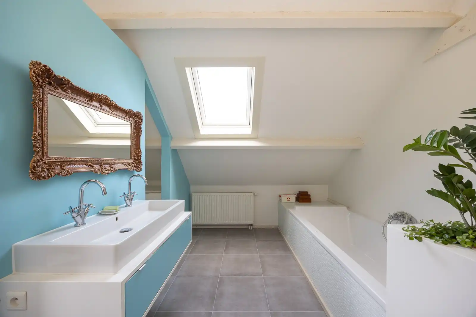 Ruim en rustig wonen op een unieke topligging foto 21