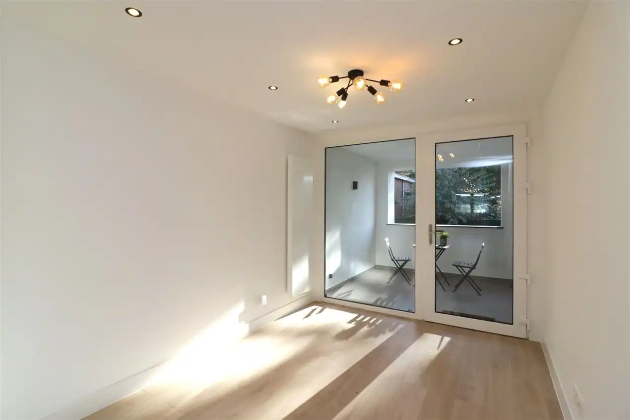 gerenoveerd, energiezuinig, inpandig Zgericht terras en garage foto 39