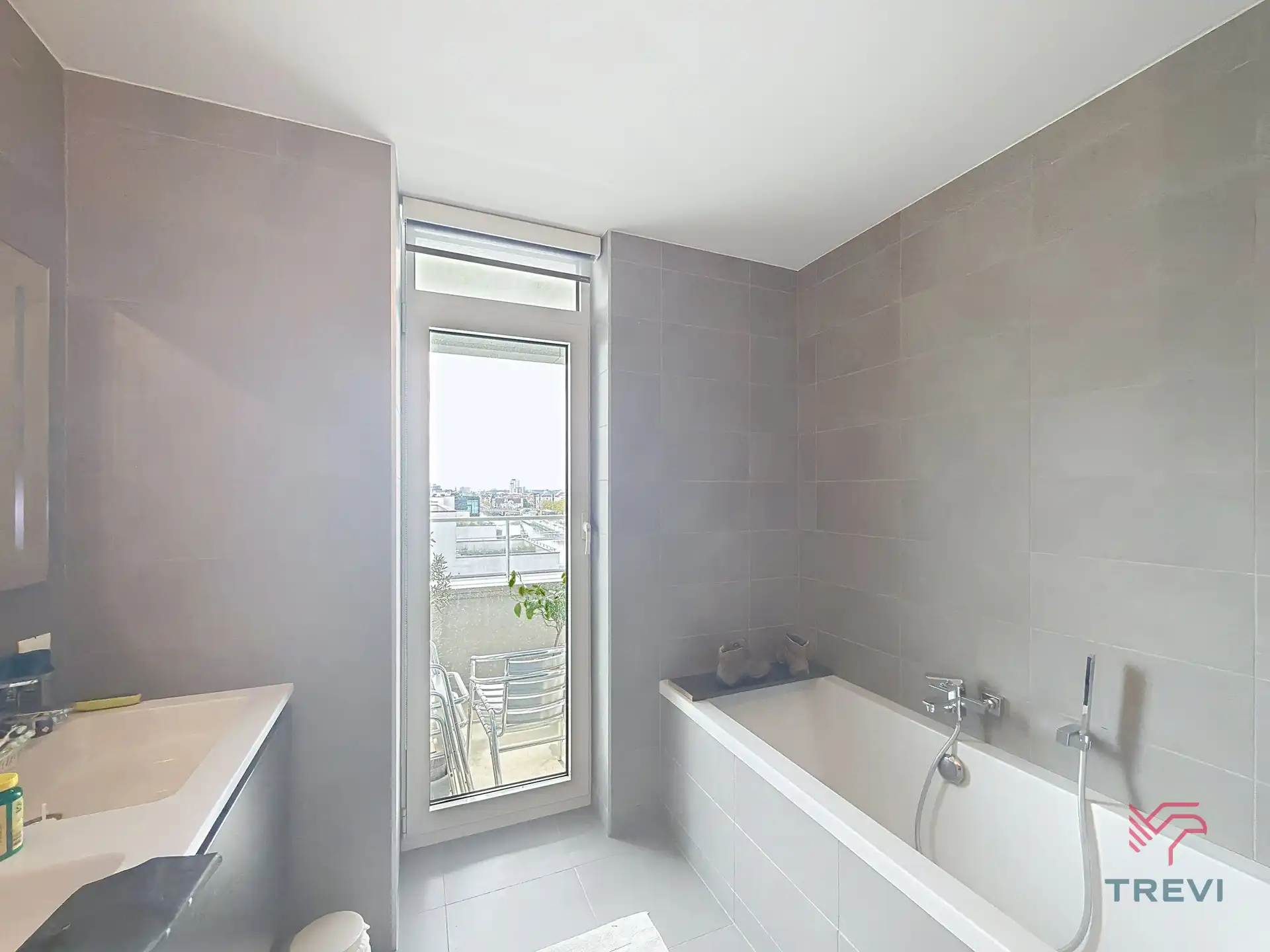 Mooi appartement met 2 slaapkamers in de UPSITE Tower! foto 11