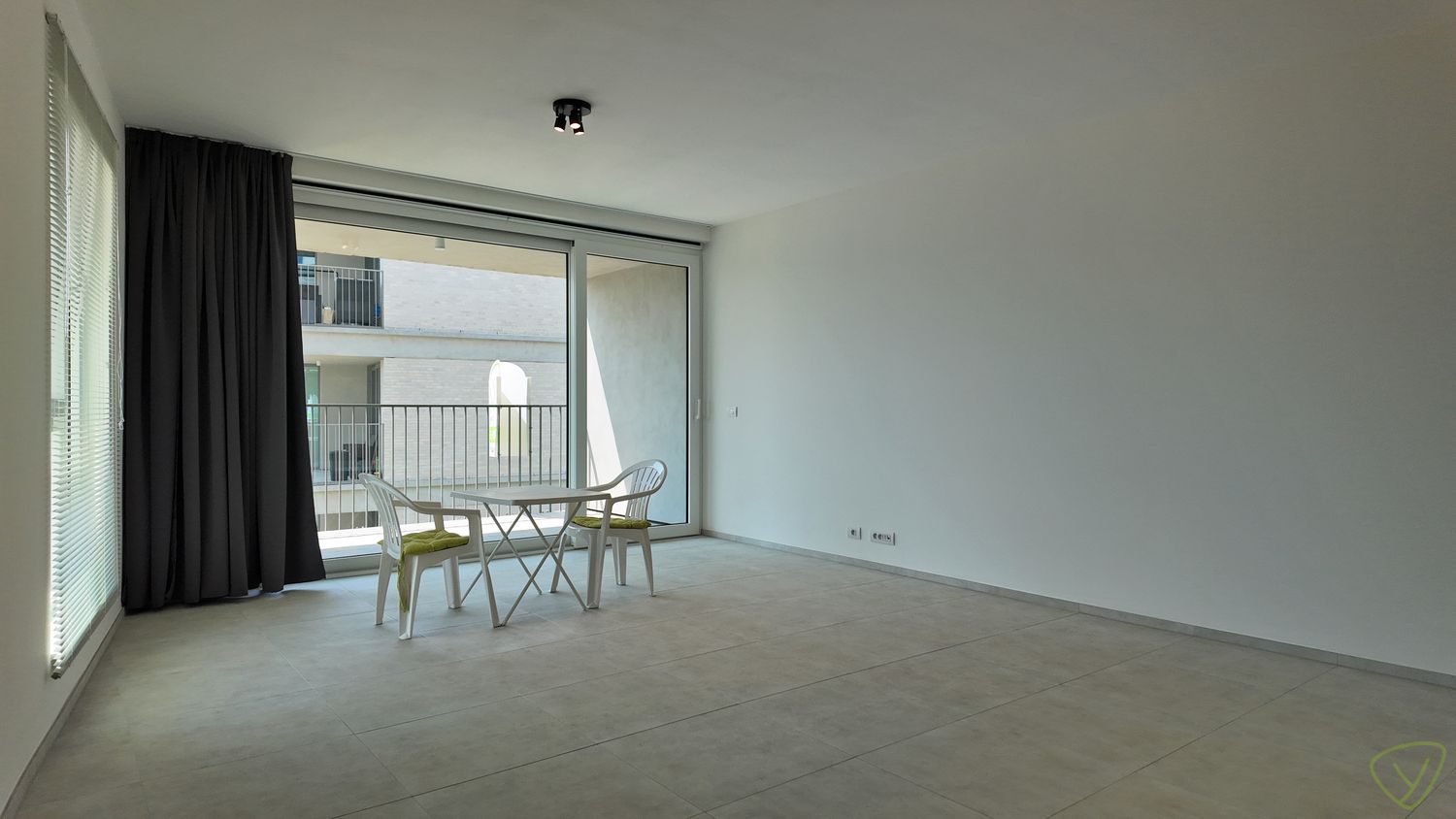 Nieuwbouwappartement met terras en parkeerplaats in het Molenpark te Eeklo! foto 3