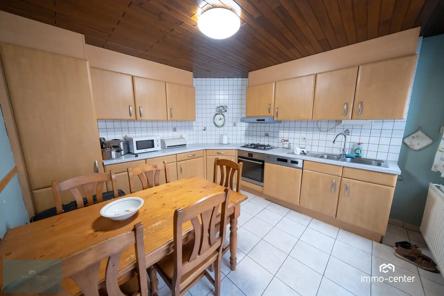 Ruime woning met 4 slaapkamers, tuin en garage – Genk (Winterslag) foto 7