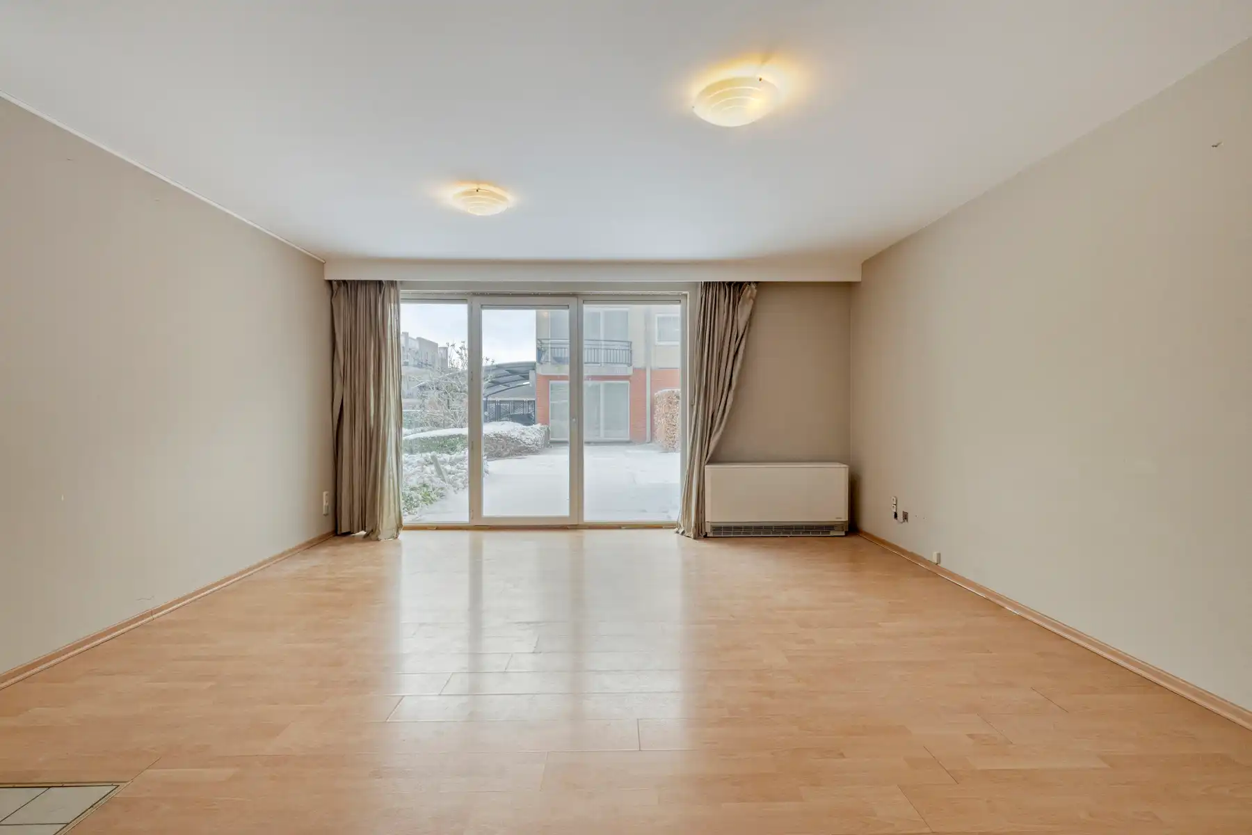 Gelijkvloersappartement met tuintje en garage foto 8