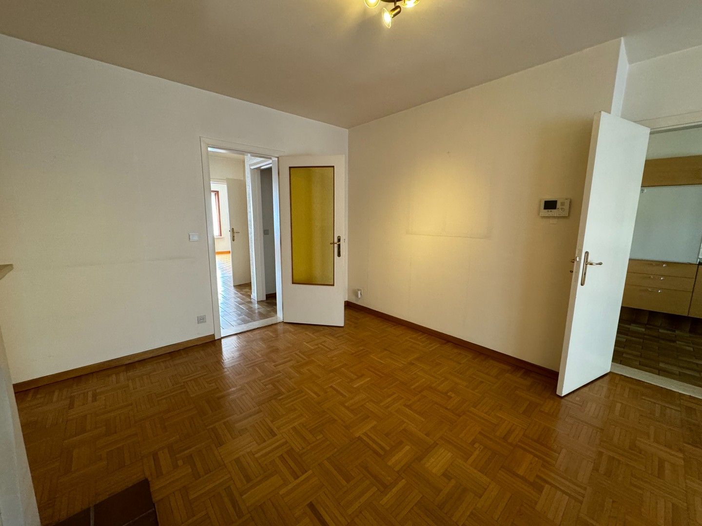 Appartement op zeer gunstige locatie! foto 6