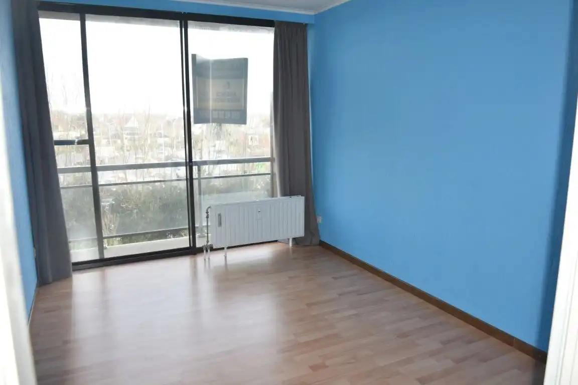 Huiselijk 1-slaapkamerapp met mog. tot parking foto 5