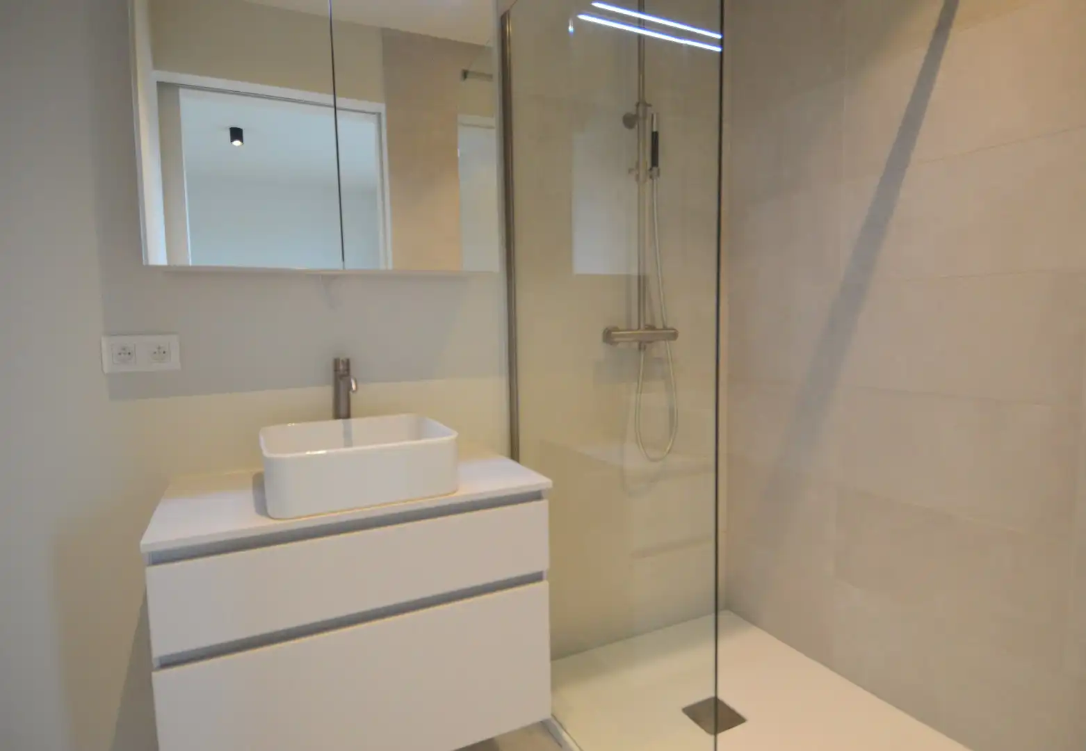 Luxe penthouse met 2 terrassen in centrum Kortrijk foto 10