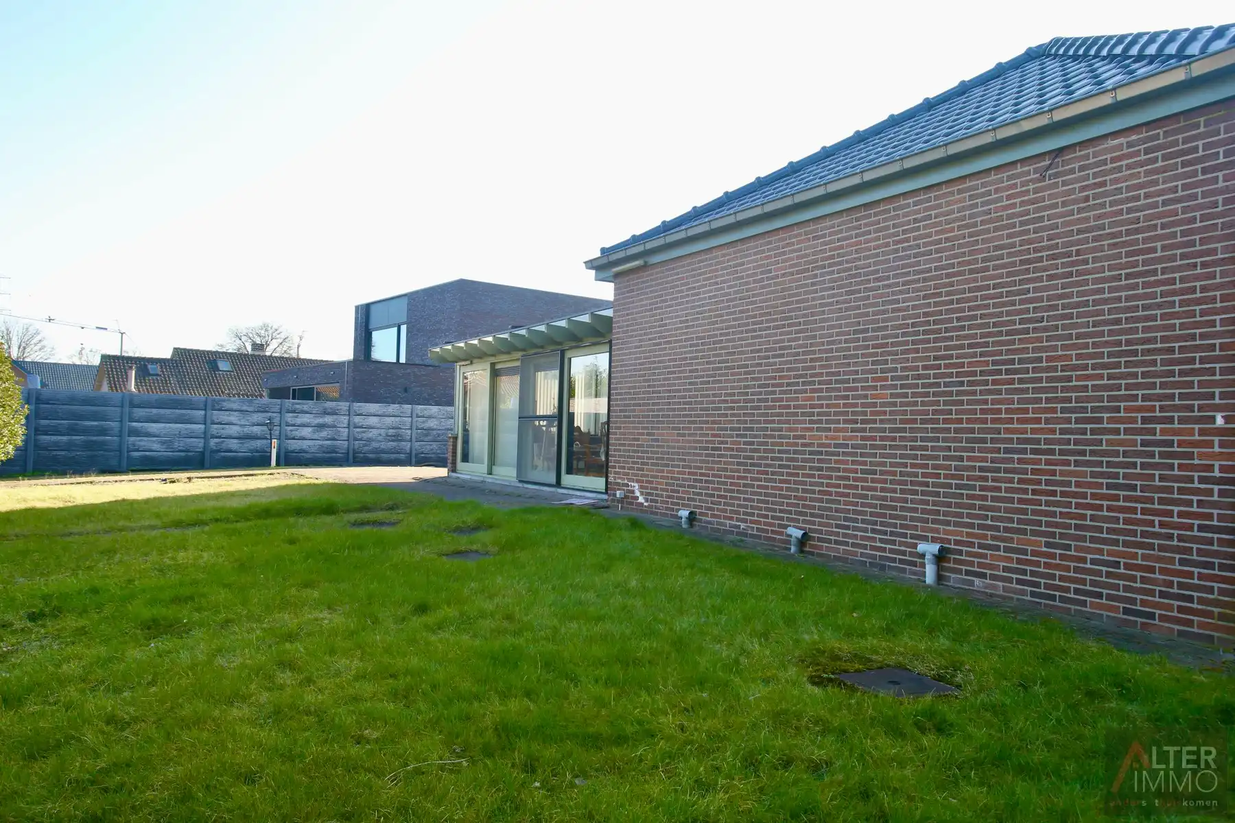 Opportuniteit! Gelijkvloerse woning met 3 slaapkamers op een groot en breed perceel (30 m) van 25a 65ca - EPC makkelijk te verbeteren! foto 27