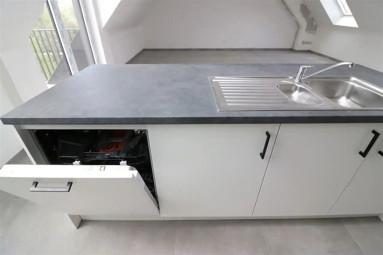 Uniek penthouse in centrum Aarschot met 1 slpk. parking en terras foto 19