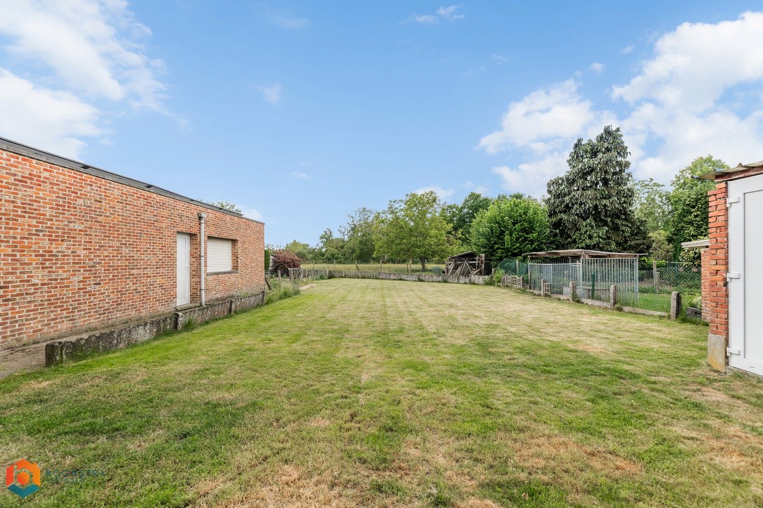 Woning met 3 slaapkamers en ruime garage foto 17