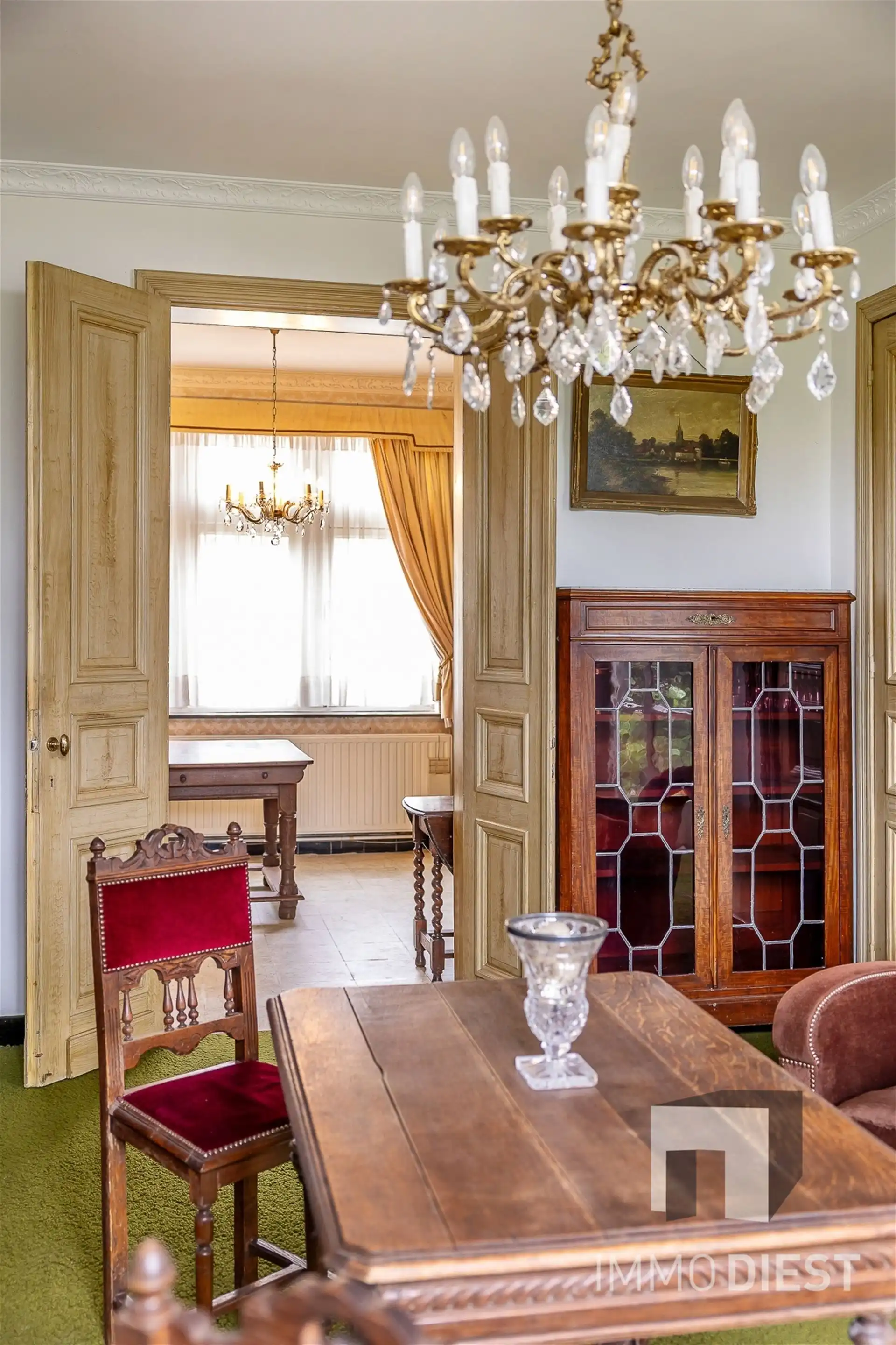 Elegante woning met vele mogelijkheden, gezellige tuin en dubbele garage foto 19