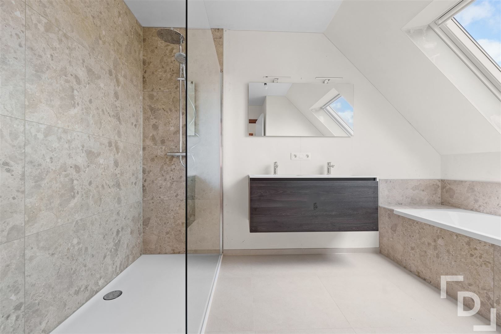 Eengezinswoning foto 11