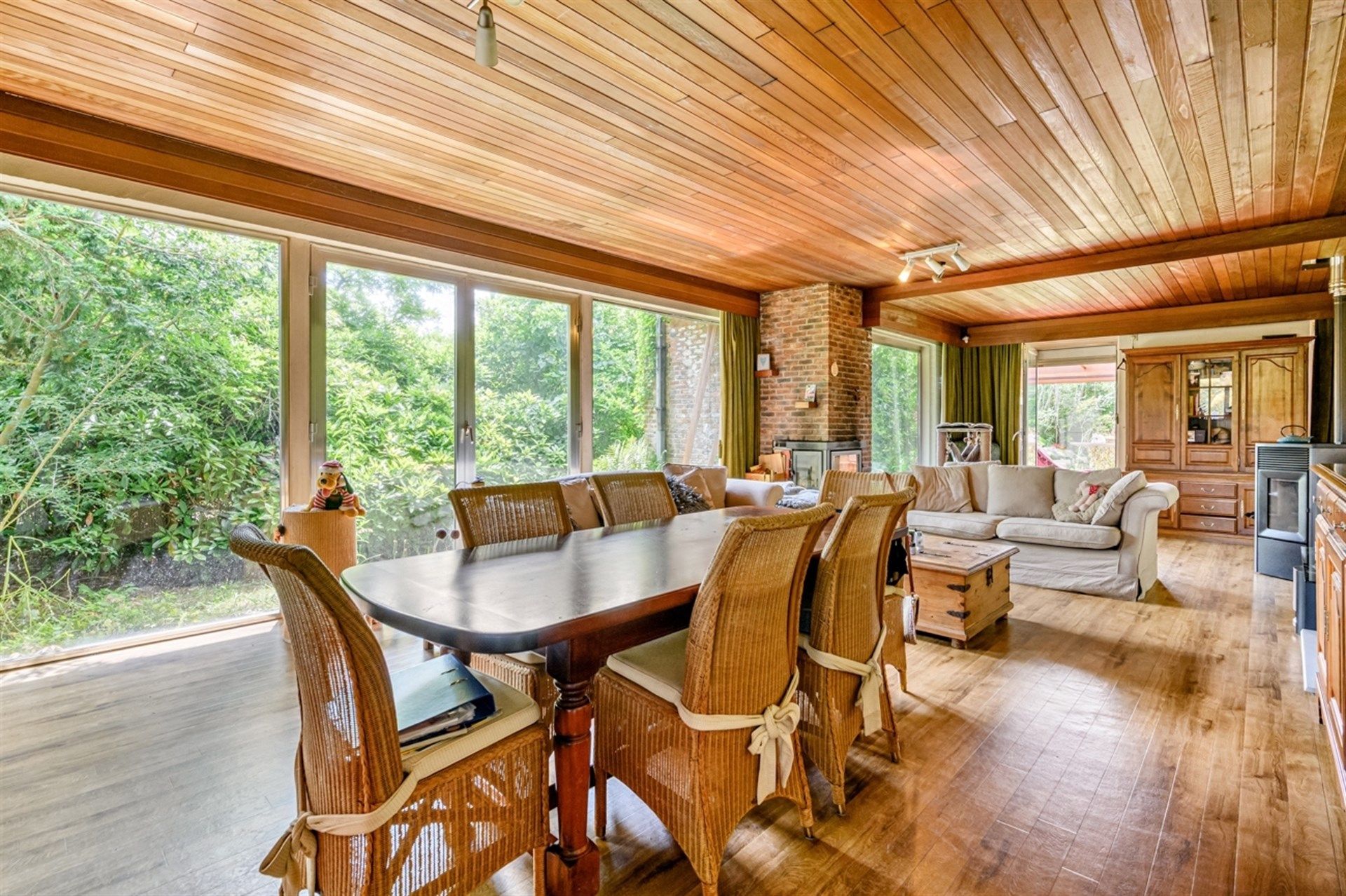 Te renoveren woning met veel potentieel op perceel van 1443m² foto 16