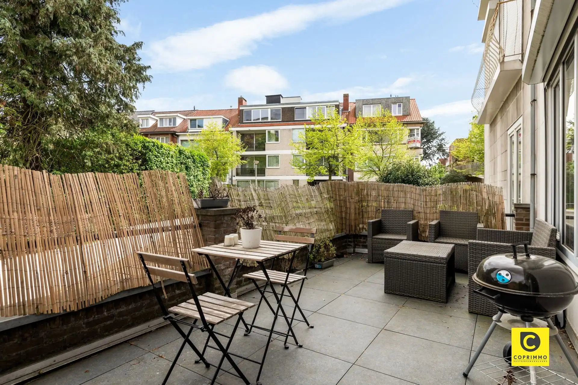 Instapklaar GLV app. met 2 slpks en groot terras! foto 7