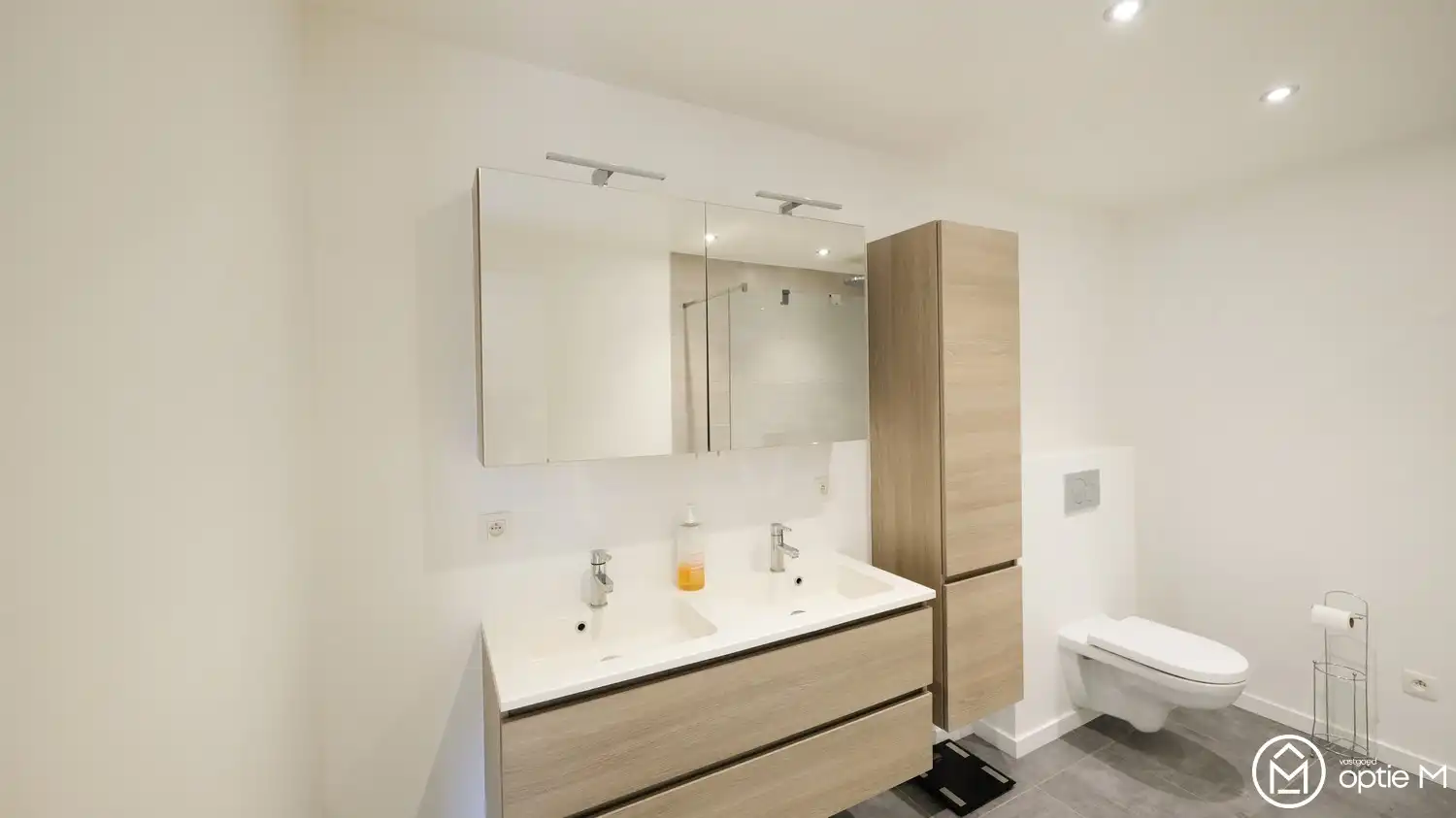 Stijlvol wonen in Hasselt: gezellige woning met 3 slaapkamers, tuin, garage en kelder te huur - ideale uitvalsbasis voor stedelijk leven in je eigen bubbel foto 13