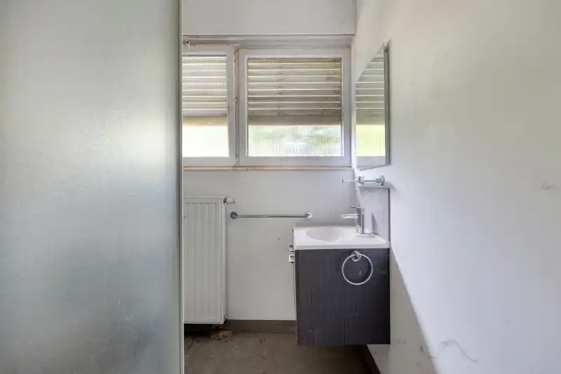 Charmante laagbouwwoning op een idyllische locatie in het landelijke Mullem foto 10