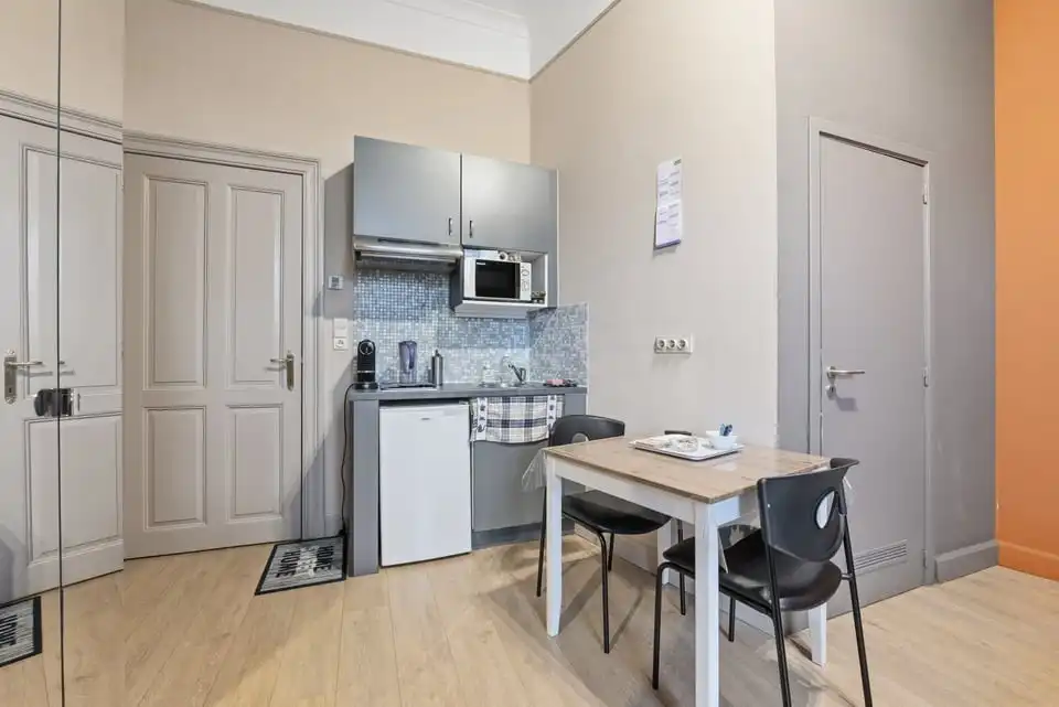 KARAKTERVOL PAND MET AUTHENTIEKE UITSTRALING EN VEEL POTENTIEEL IN TONGEREN foto 36