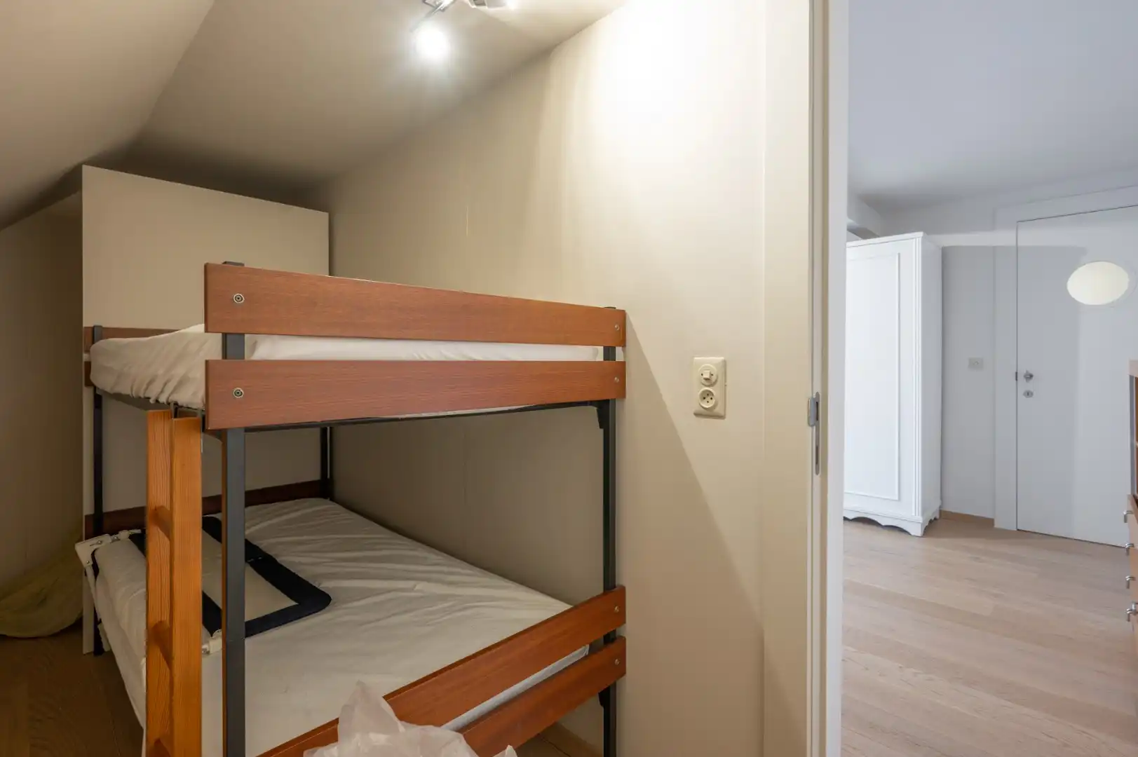 Charmante villa op een uitzonderlijke locatie in het Zoute, op 400m van het Albertplein en de zee foto 23