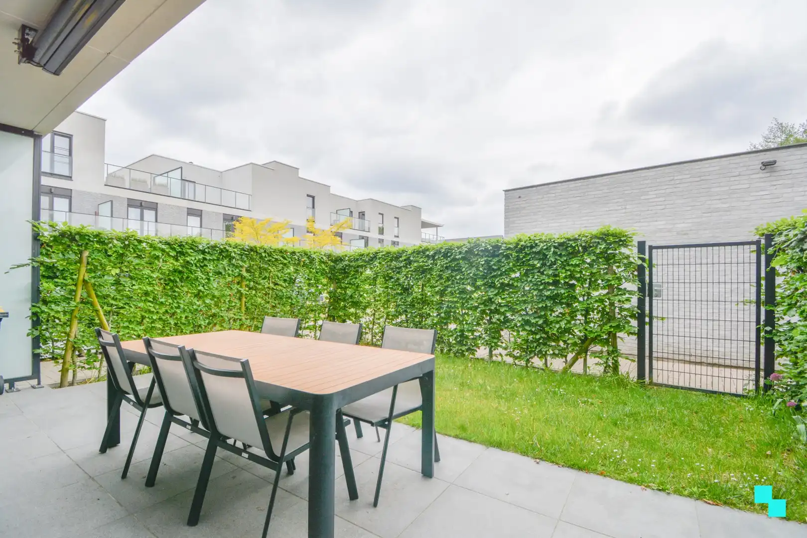 Energiezuinig gelijkvloers appartement met 2 slaapkamers en tuin -St-Eloois-Winkel foto 2