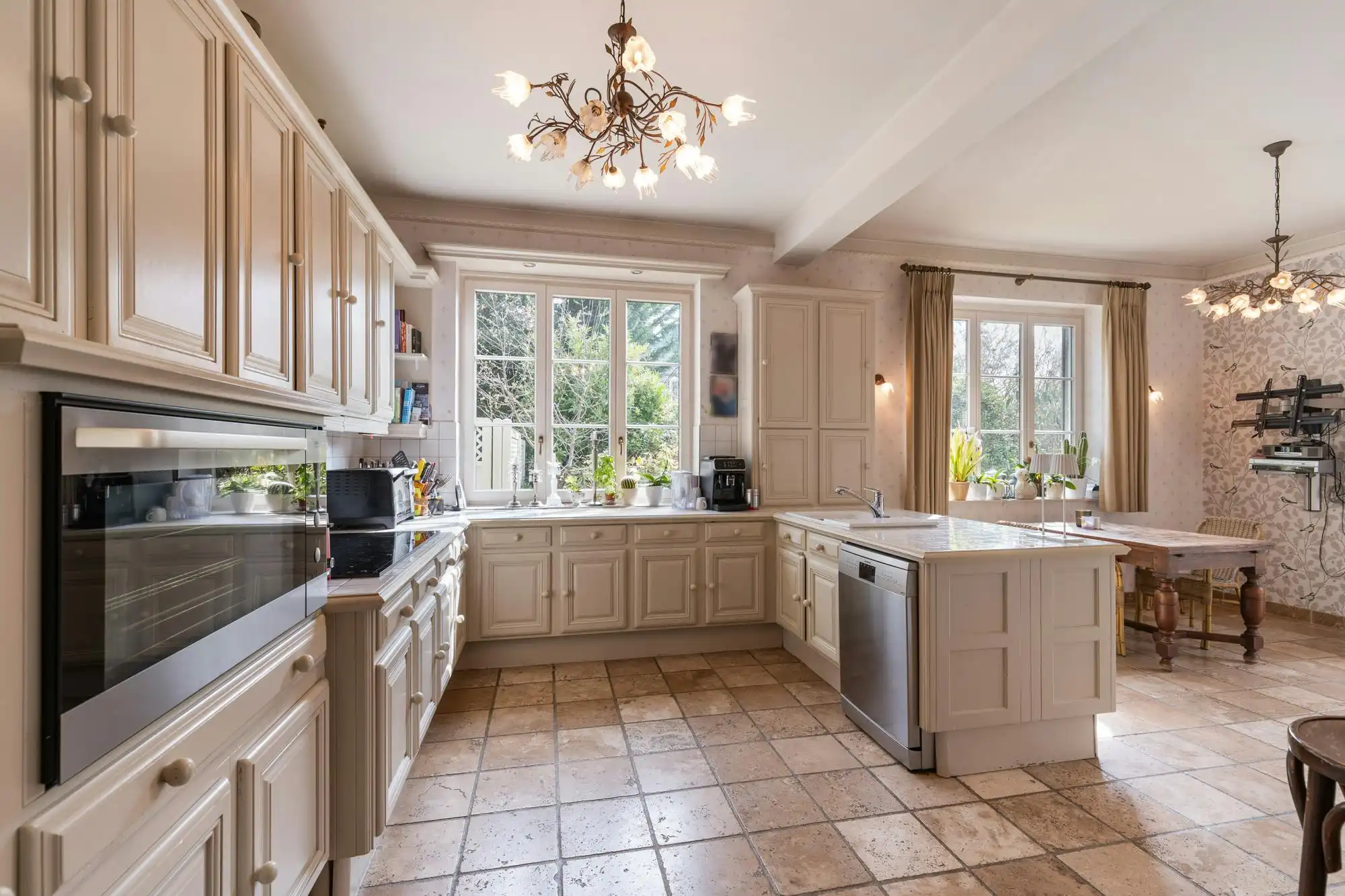 Exclusieve villa met veel potentieel in Bouchout/Wemmel foto 8