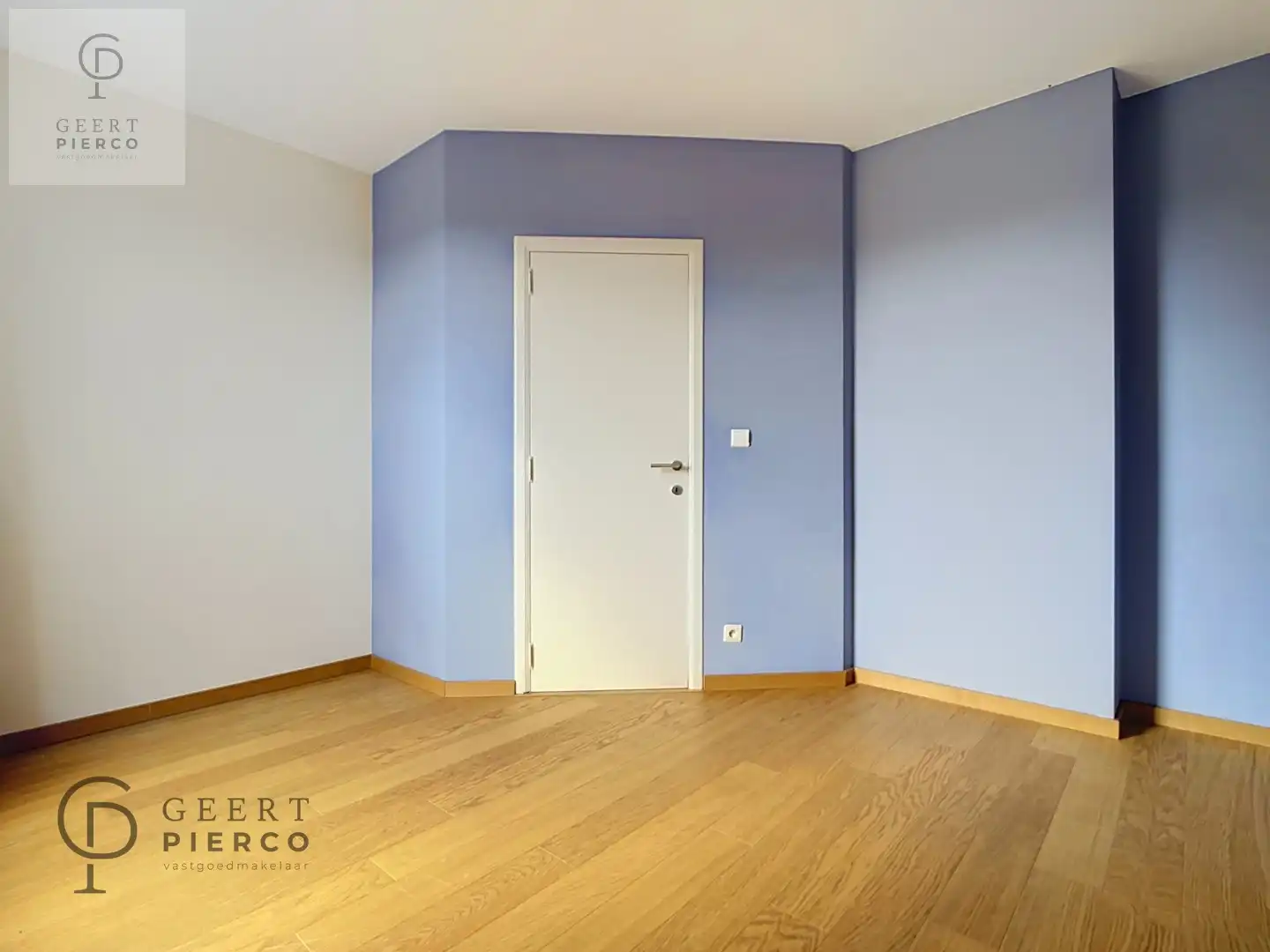 Ruim appartement in het hartje van Landen foto 8