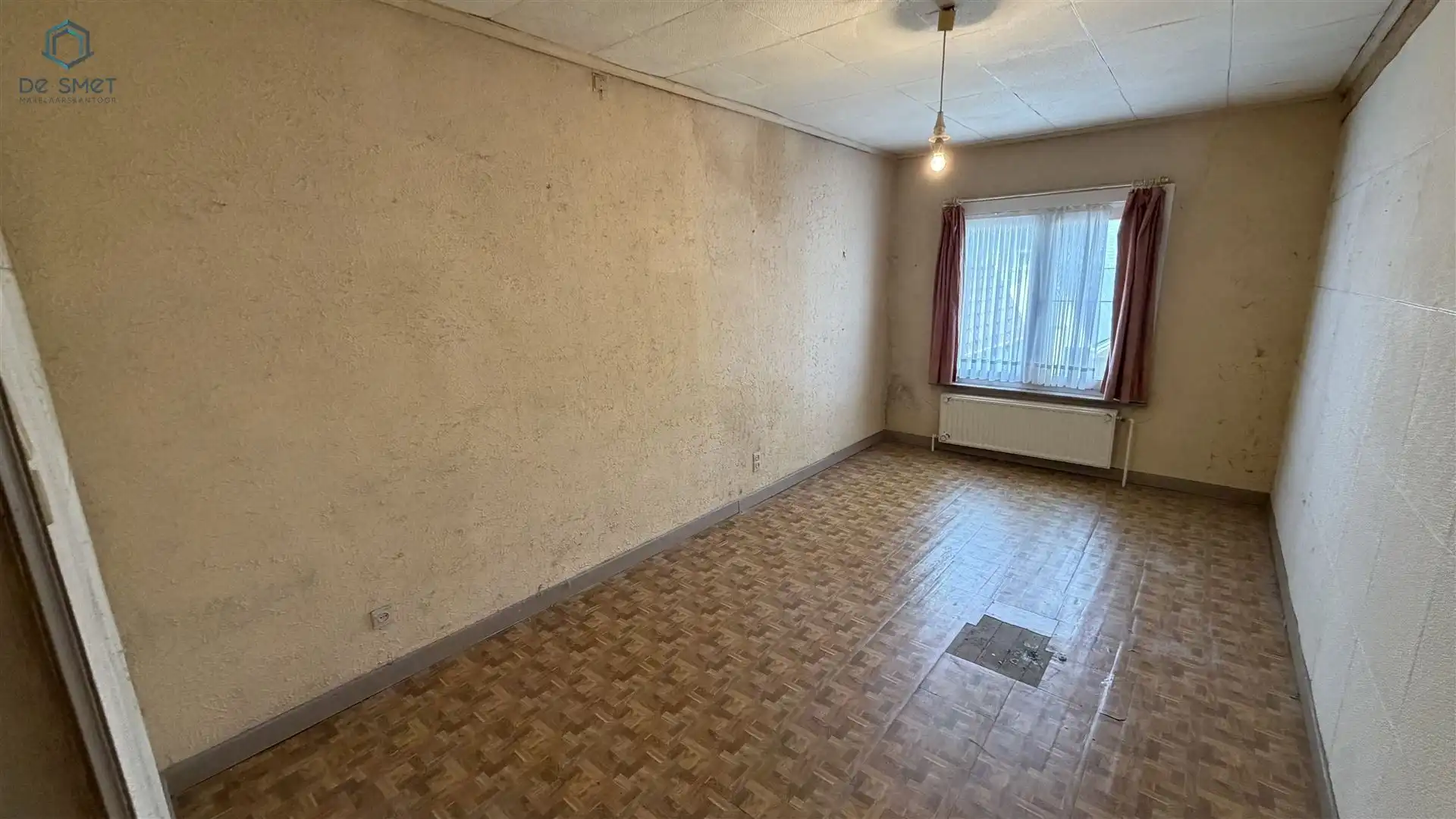 Te renoveren woning/projectgrond met 4 slp, garage en atelier. foto 18