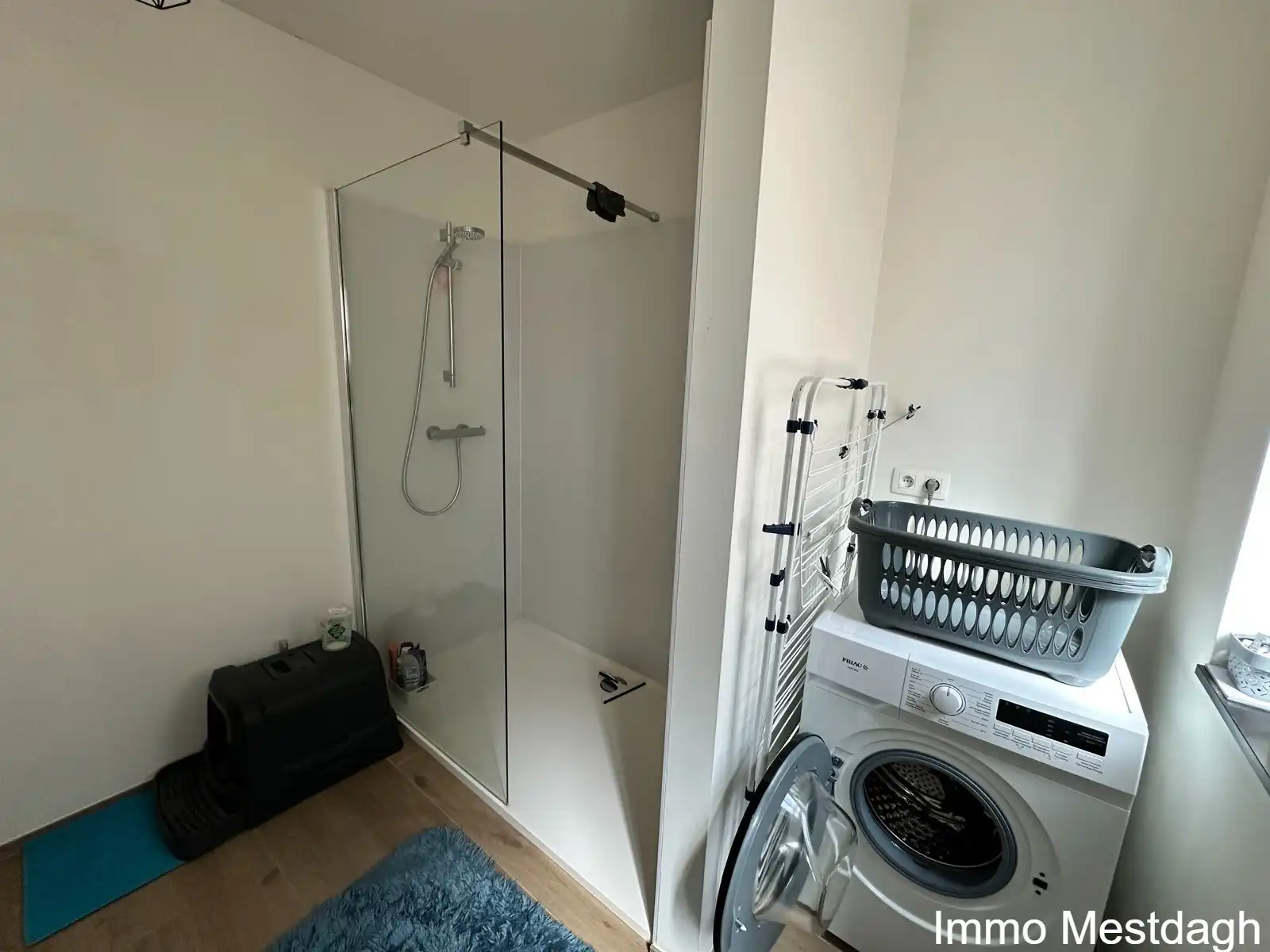 Recent modern appartement centrum Diest, met terras & 5 zonnepanelen foto 10