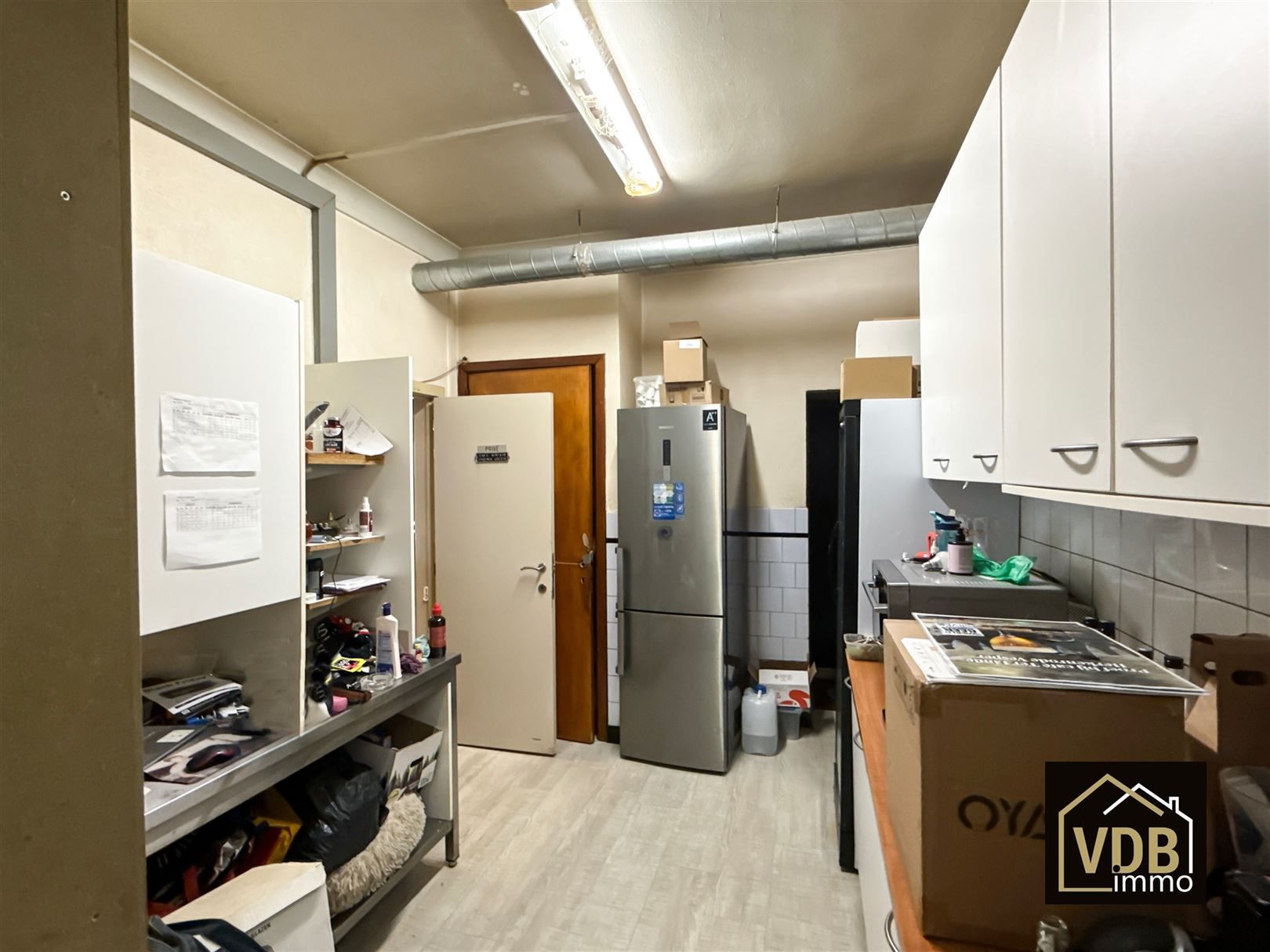 HANDELSHUIS MET WOONST foto 31