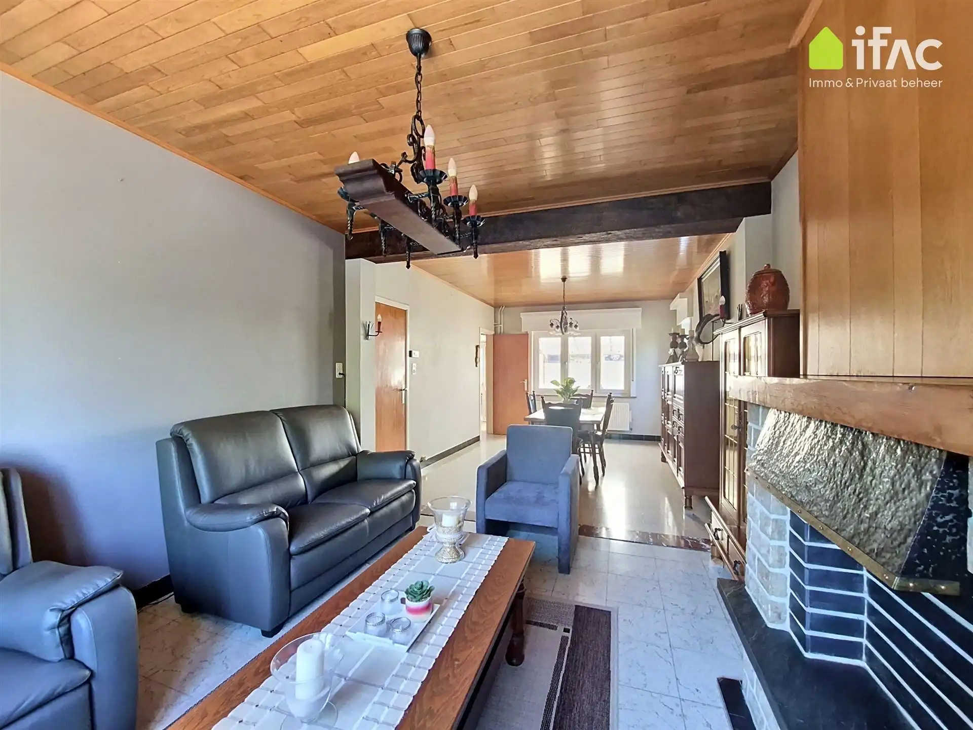 Te renoveren woning met recente ruime loods  foto 7