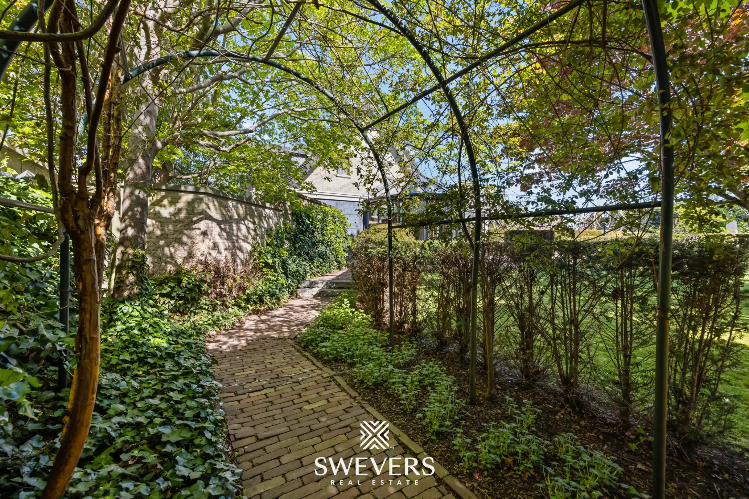 Karaktervolle villa 21a 81ca met zwembad poolhouse, wellness en uitzonderlijke uitbreidingsmogelijkheden in Tessenderlo-Ham foto 12