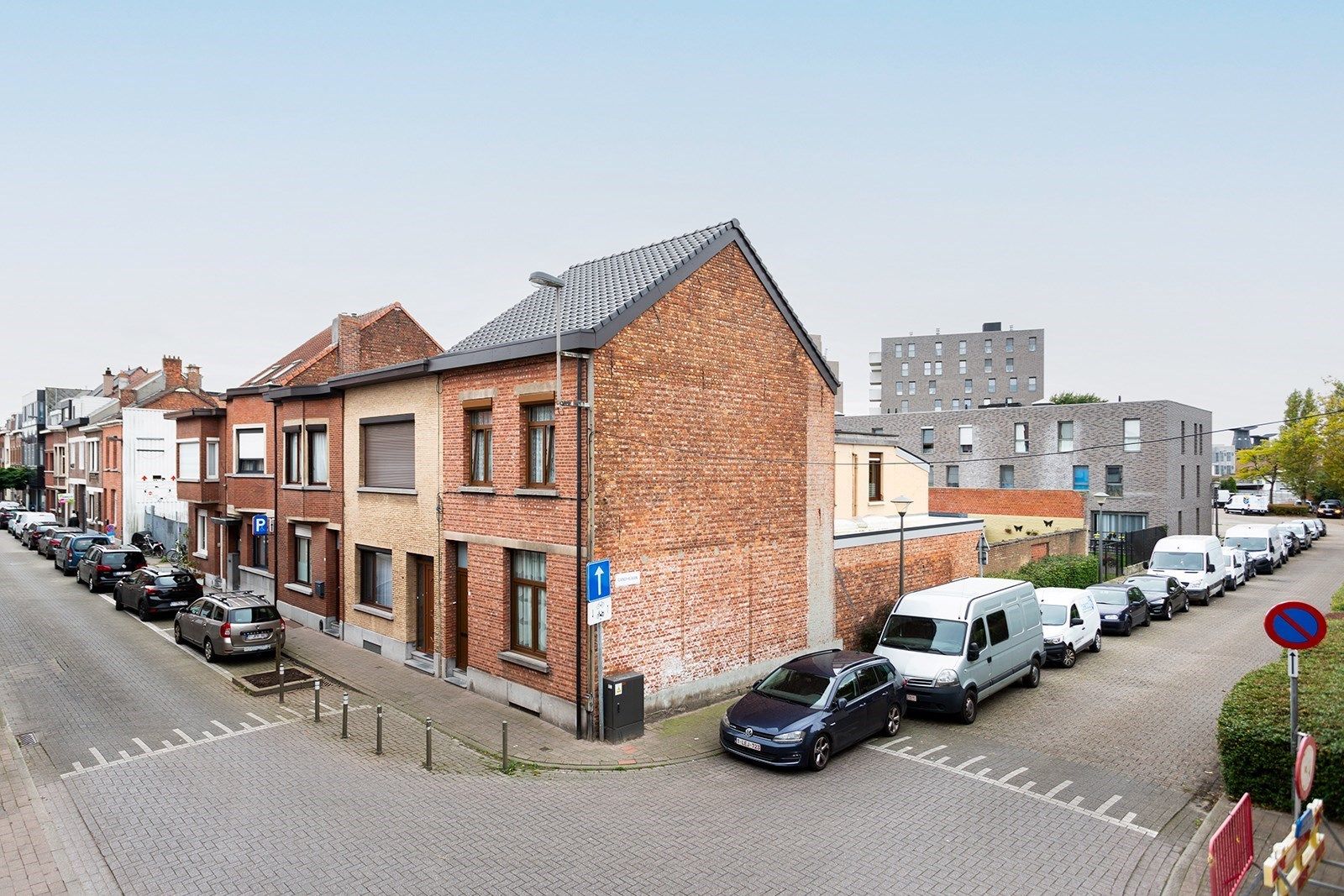 Rustig gelegen ruime woning met 3 tot 4 slaapkamers en tuin foto 27