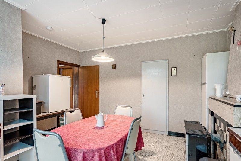 Charmante, te renoveren woning met tuin op 5are foto 15