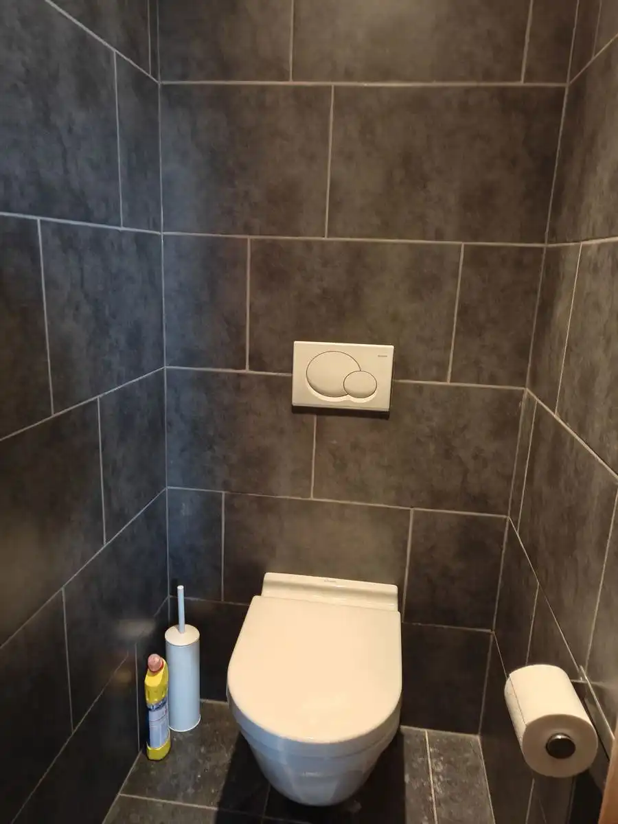 2 slaapkamer appartement met aparte garage foto 12