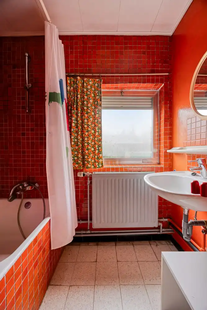 Te renoveren woning met veel potentieel gelegen in het centrum van Sint-Pieters-Leeuw foto 11