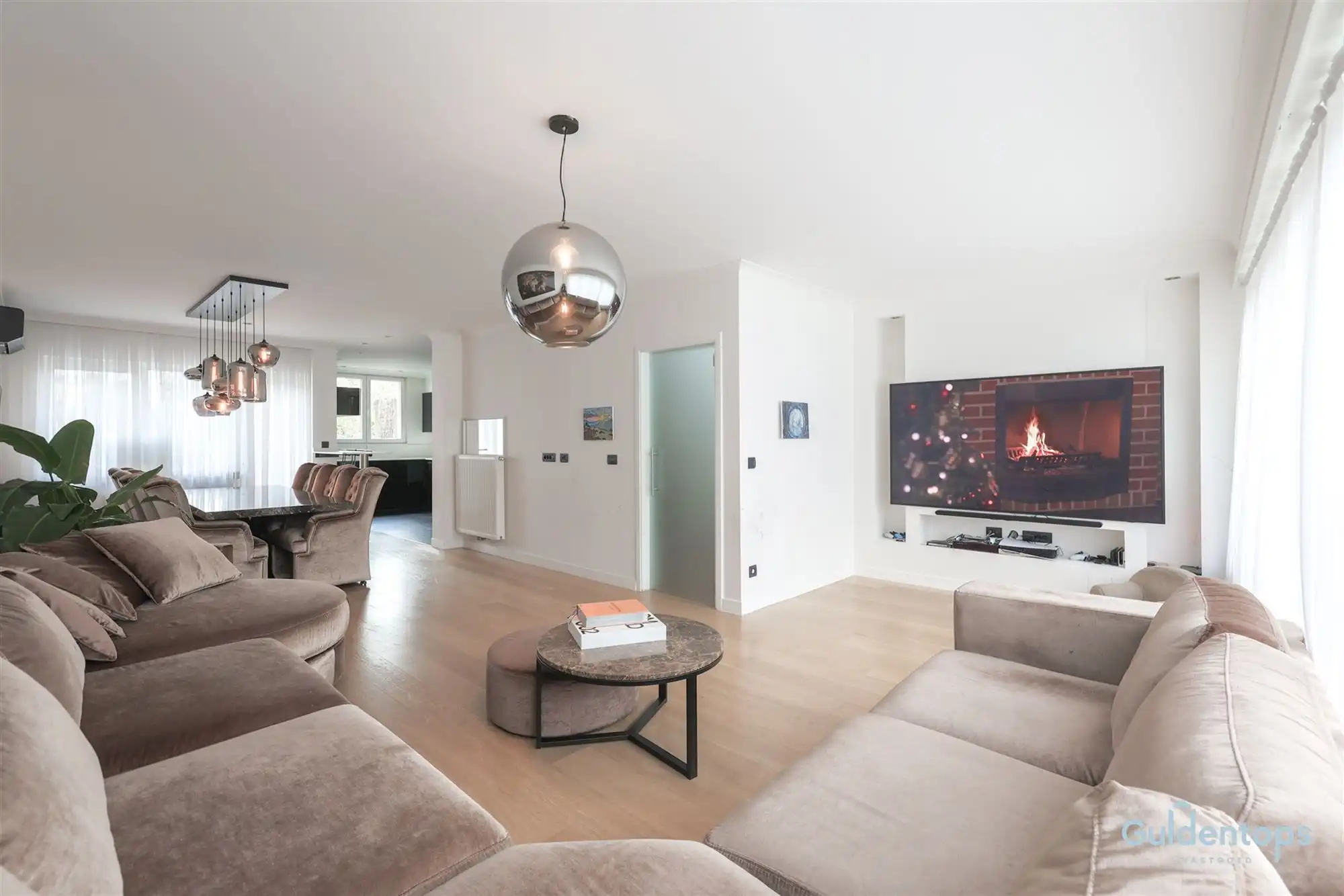 Knappe ruime woning op absolute toplocatie foto 12