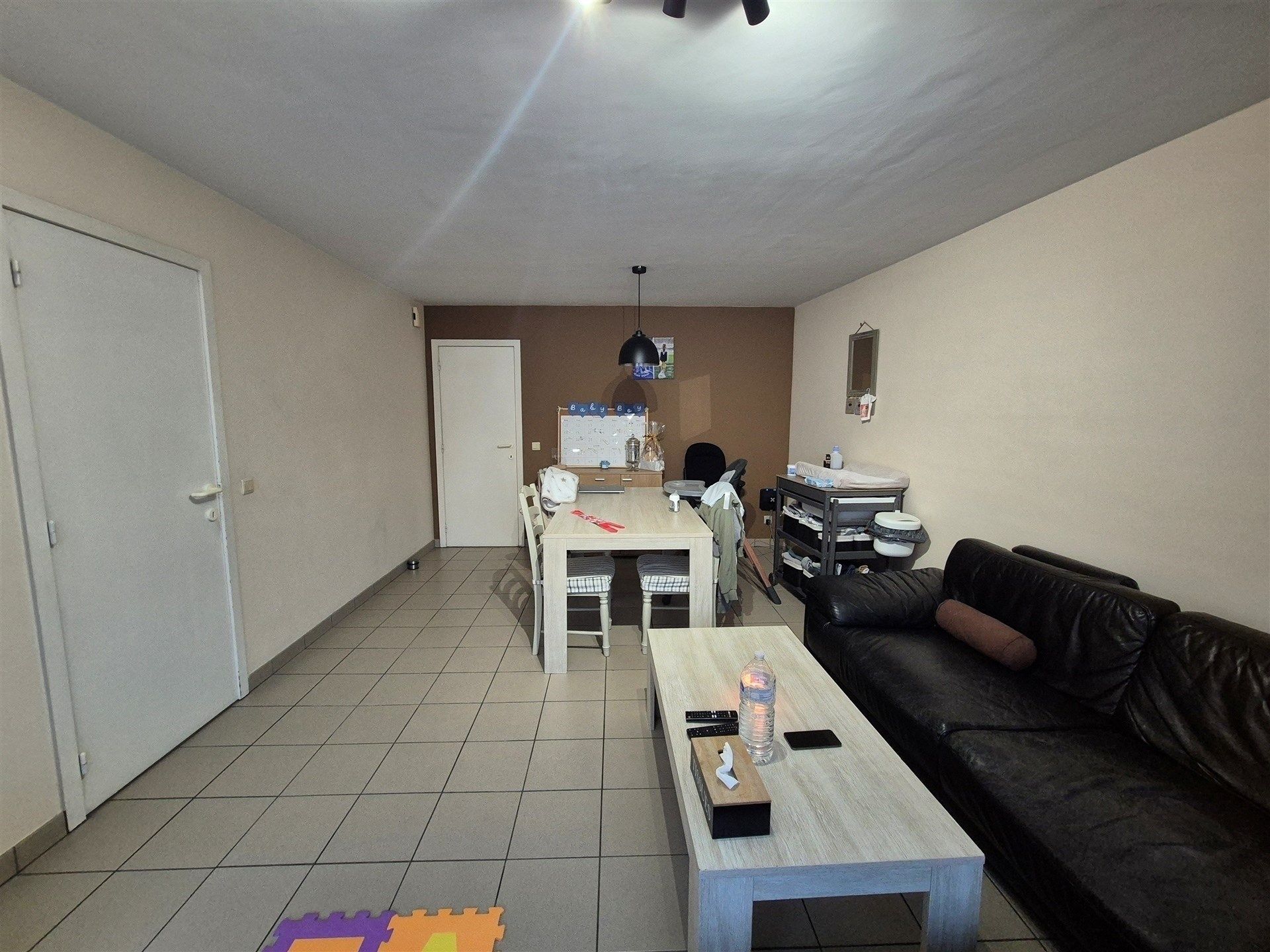 Zeer centraal gelegen appartement met terras. foto 5