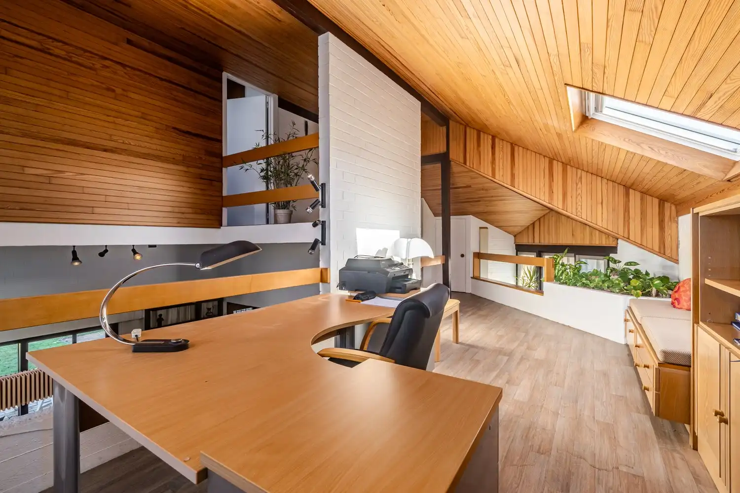 Modernistische, lichtrijke villa met 3 slaapkamers, kantoor en zuidgerichte tuin op toplocatie in groene rand rond Brussel! foto 14